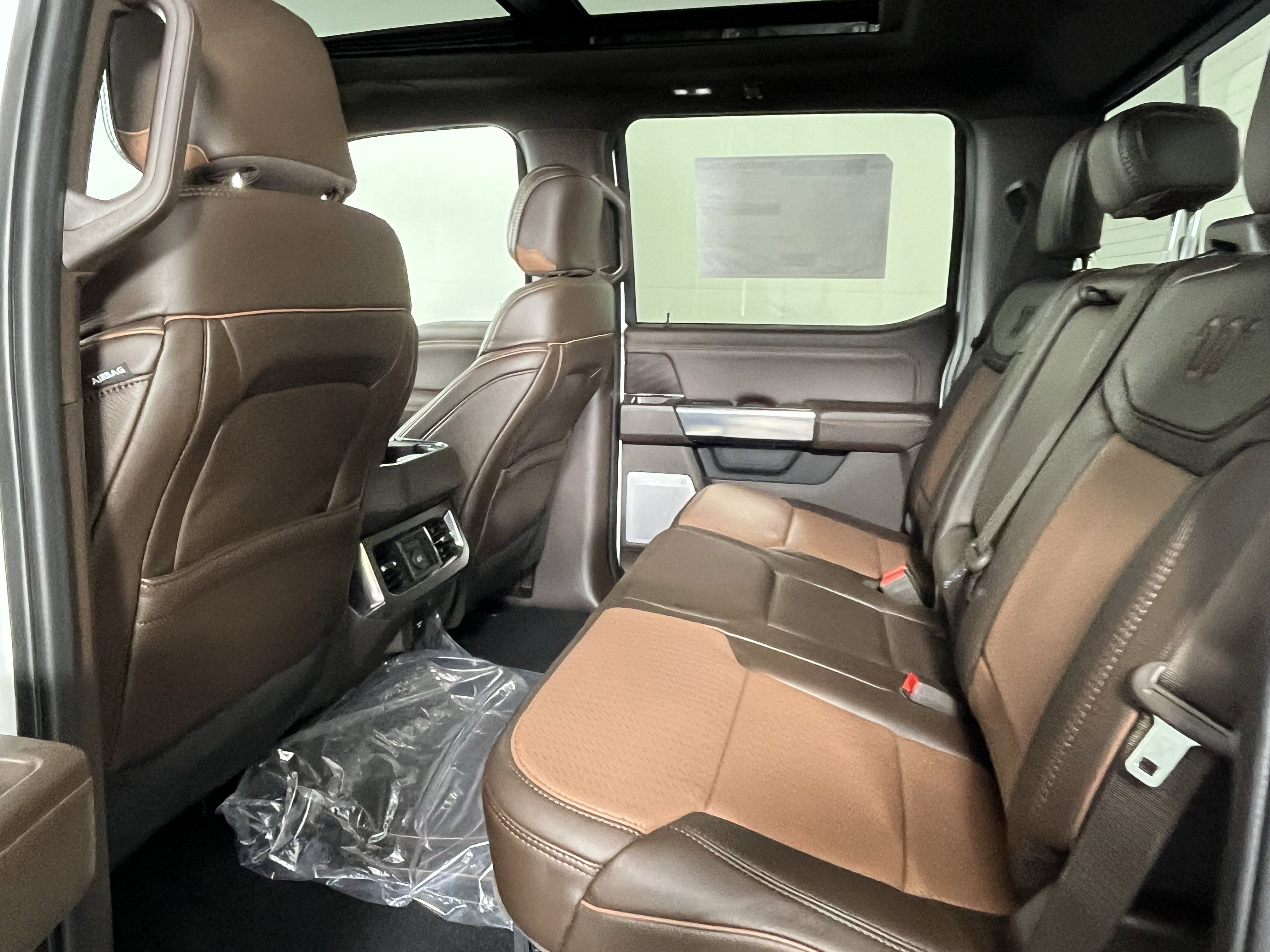 2026 Ford Super Duty F-350 SRW KING RANCH 4WD Crew Cab 6.75' Box