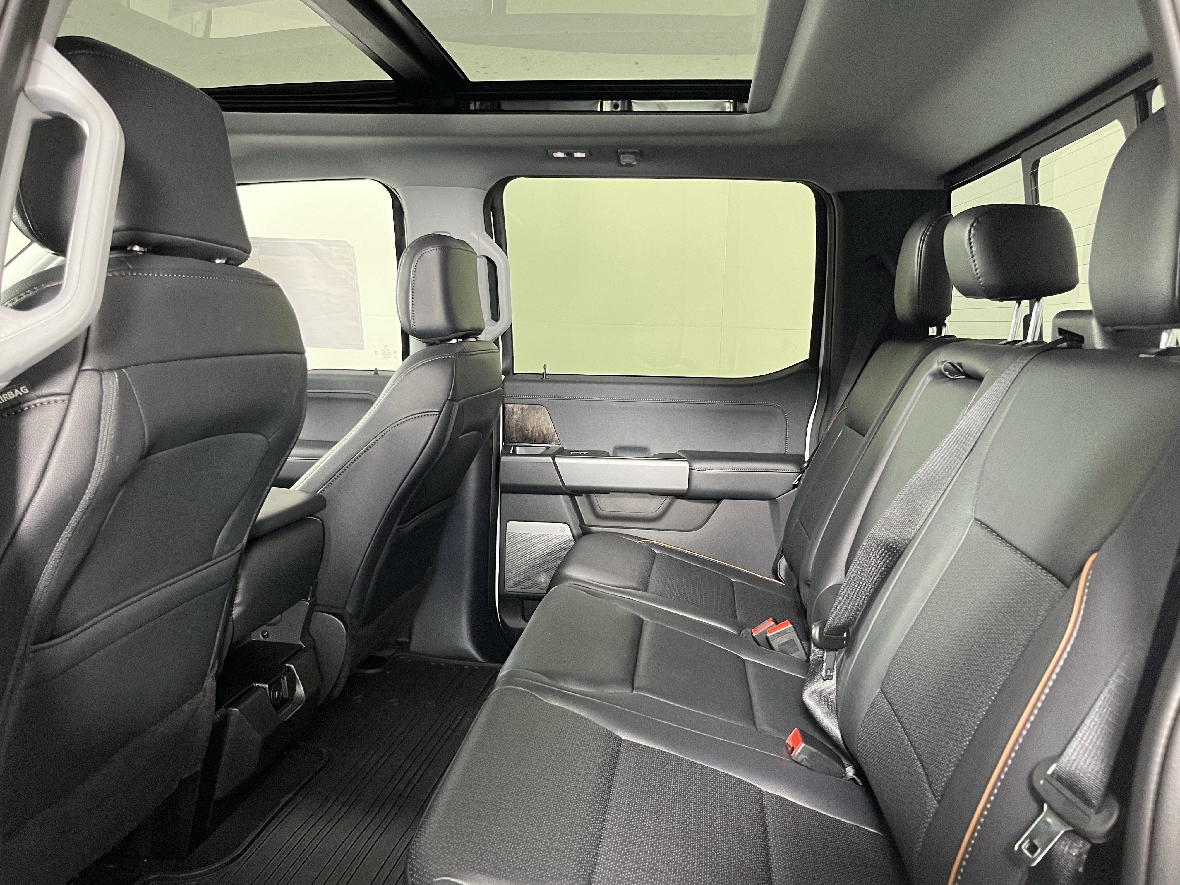 2026 Ford Super Duty F-350 SRW XL 4WD Crew Cab 6.75' Box