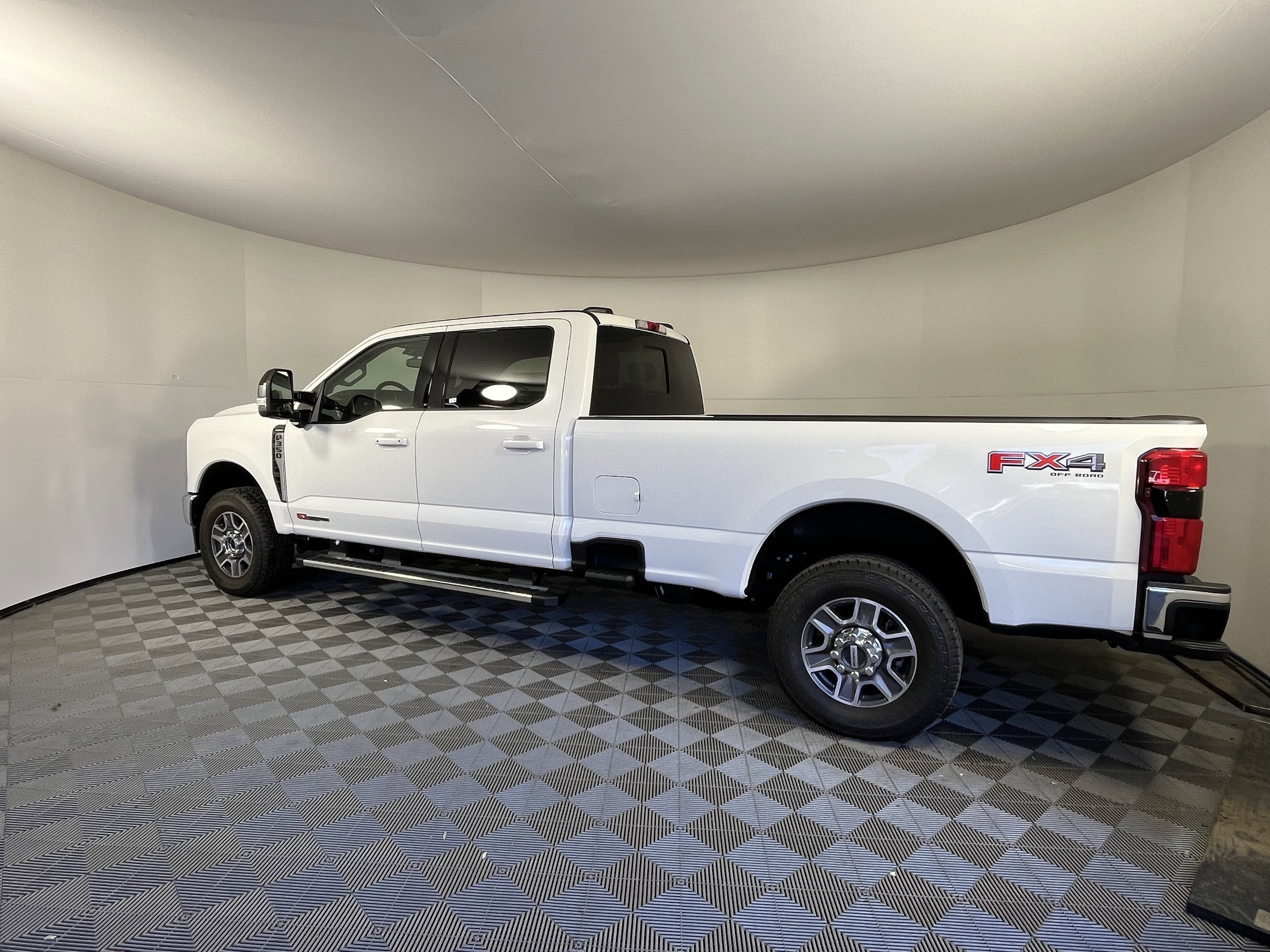 2026 Ford Super Duty F-350 SRW XL 4WD Crew Cab 6.75' Box