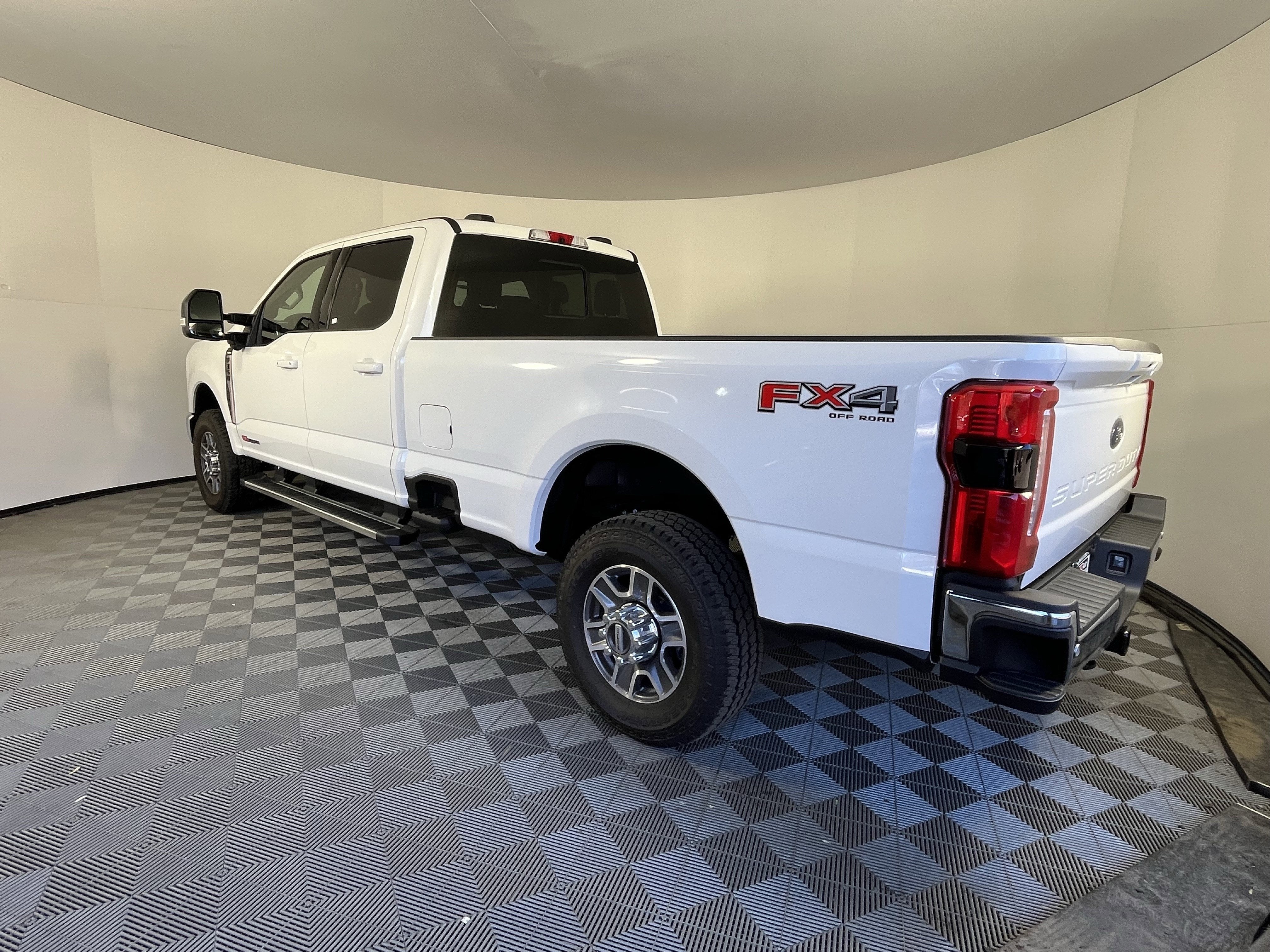 2026 Ford Super Duty F-350 SRW XL 4WD Crew Cab 6.75' Box