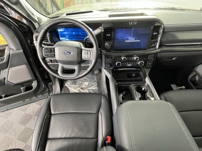 2026 Ford Super Duty F-350 SRW LARIAT 4WD Crew Cab 6.75' Box