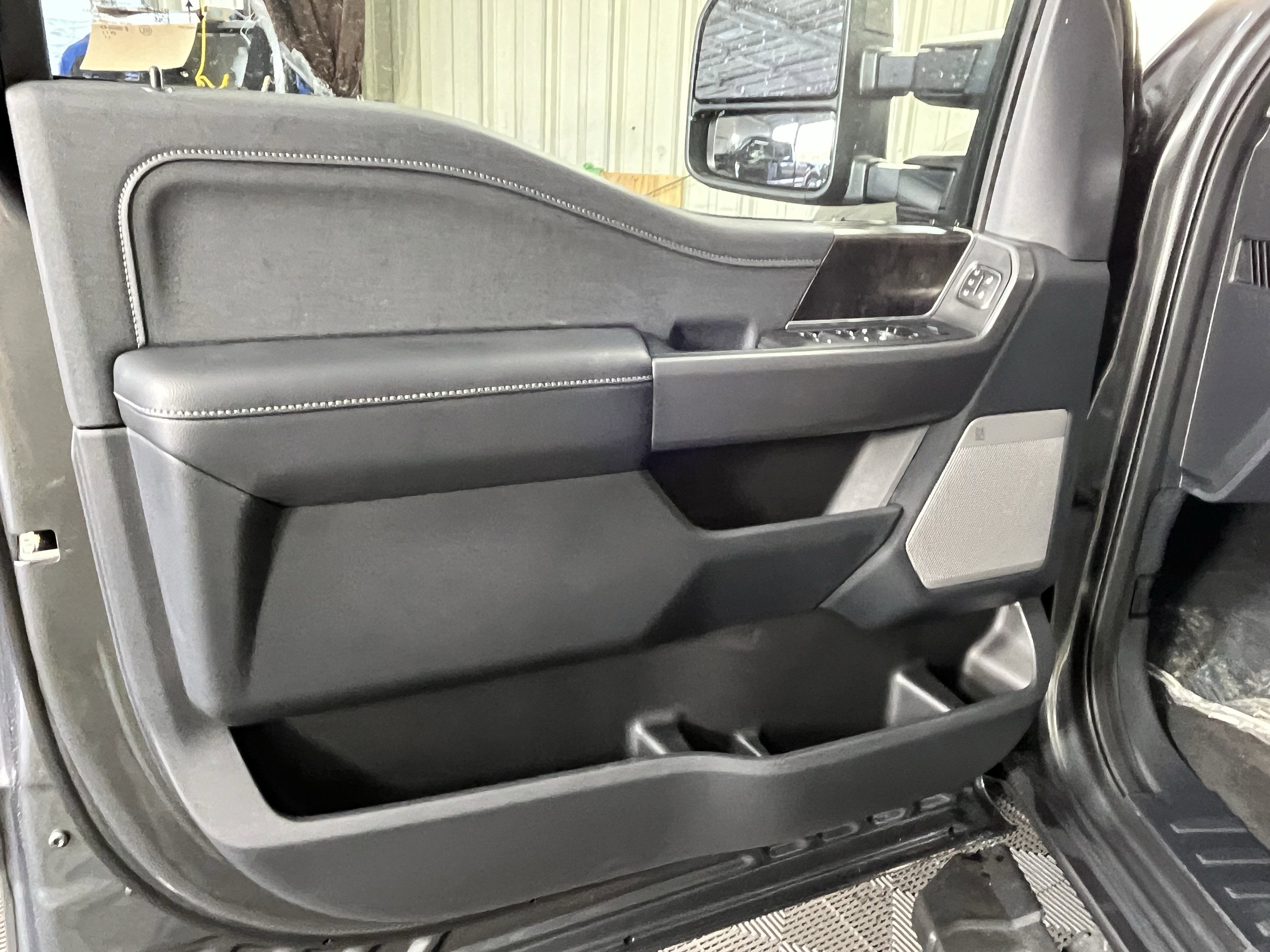 2026 Ford Super Duty F-350 SRW LARIAT 4WD Crew Cab 6.75' Box