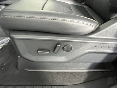 2026 Ford Super Duty F-350 SRW LARIAT 4WD Crew Cab 6.75' Box