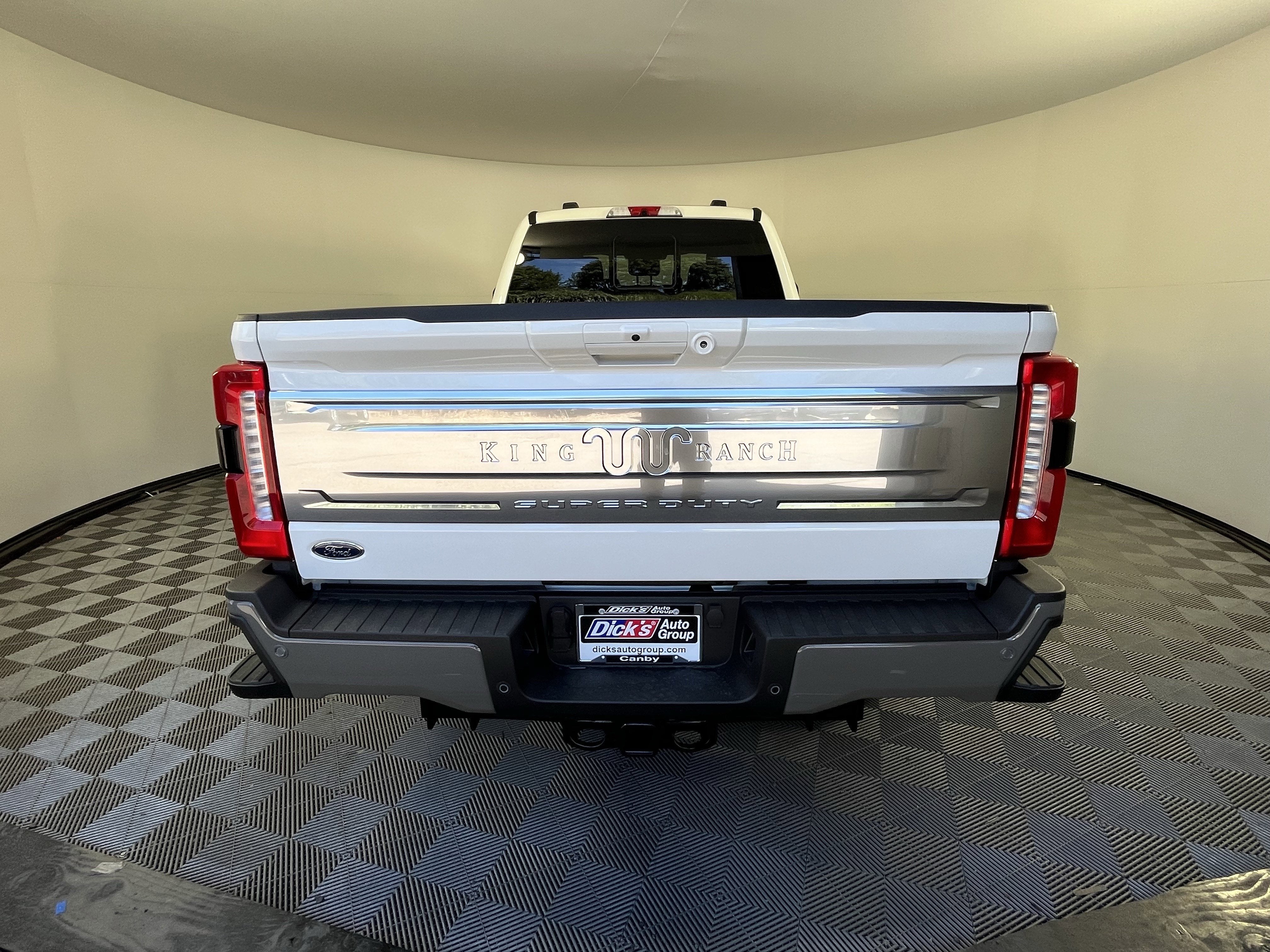 2026 Ford Super Duty F-350 SRW KING RANCH 4WD Crew Cab 6.75' Box