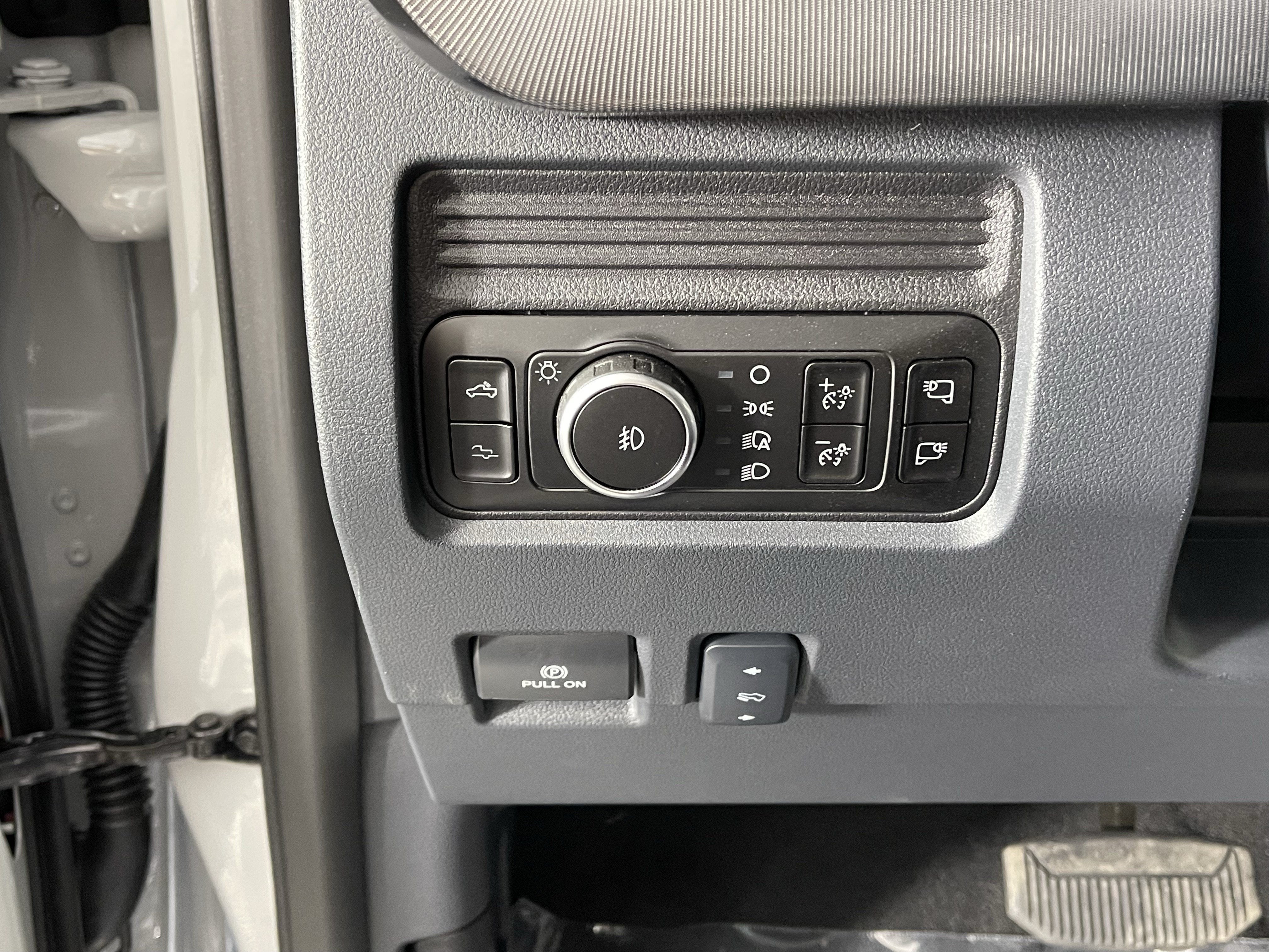 2026 Ford Super Duty F-350 SRW PLATINUM 4WD Crew Cab 6.75' Box