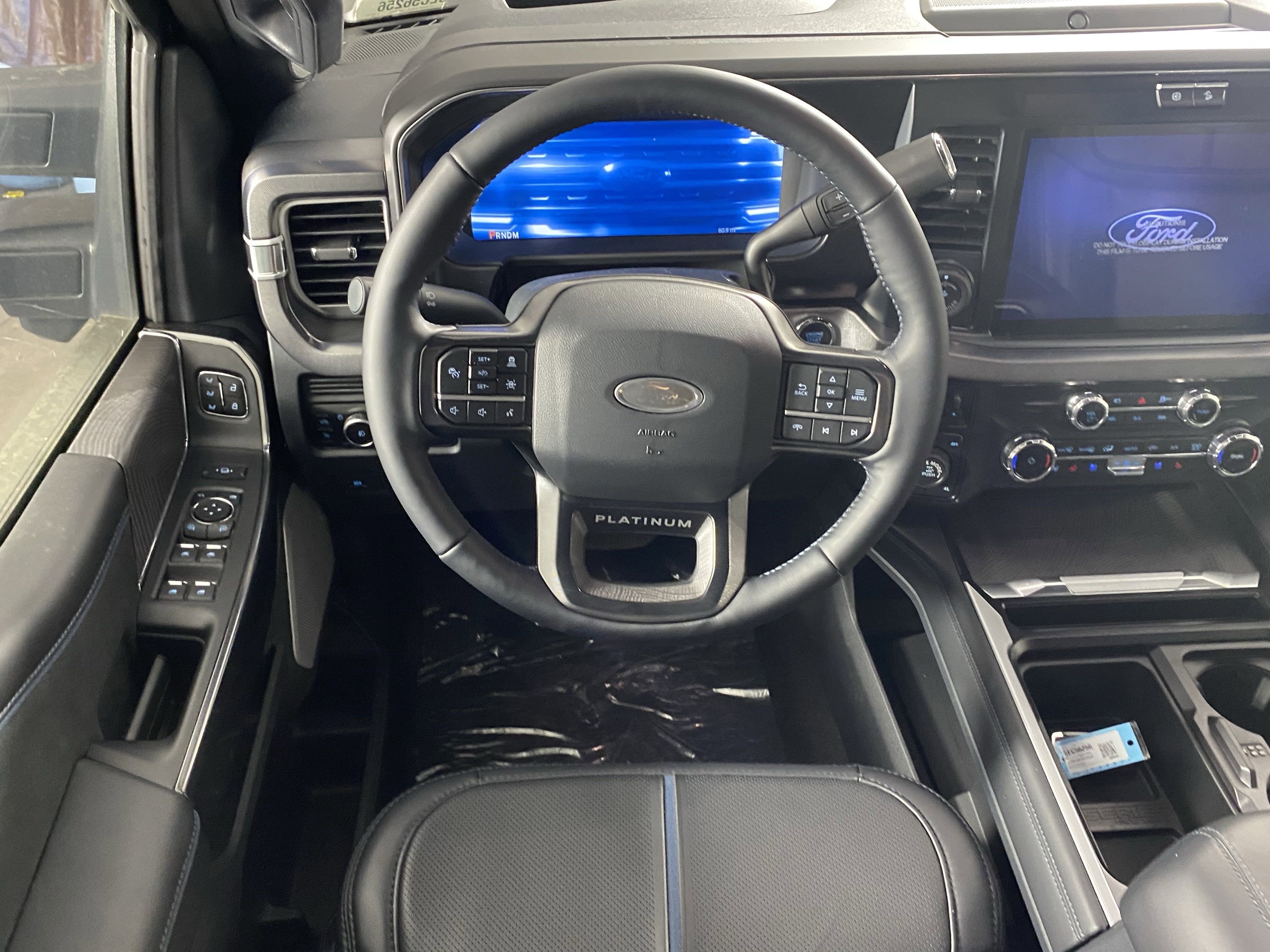 2025 Ford Super Duty F-350 SRW PLATINUM TREMOR