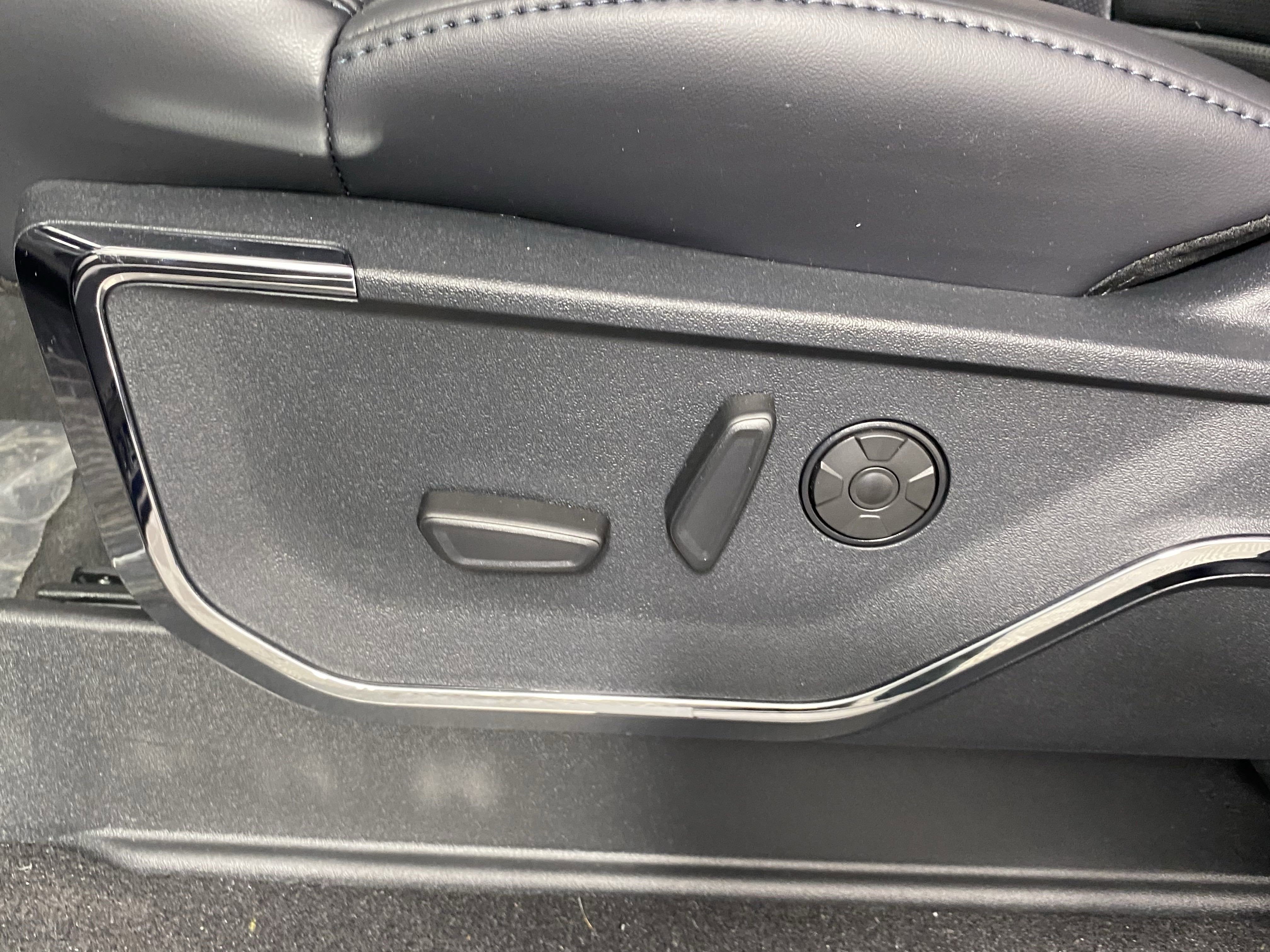 2025 Ford Super Duty F-350 SRW PLATINUM TREMOR