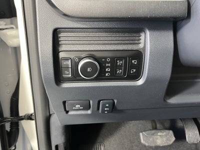 2026 Ford Super Duty F-350 SRW PLATINUM 4WD Crew Cab 8' Box