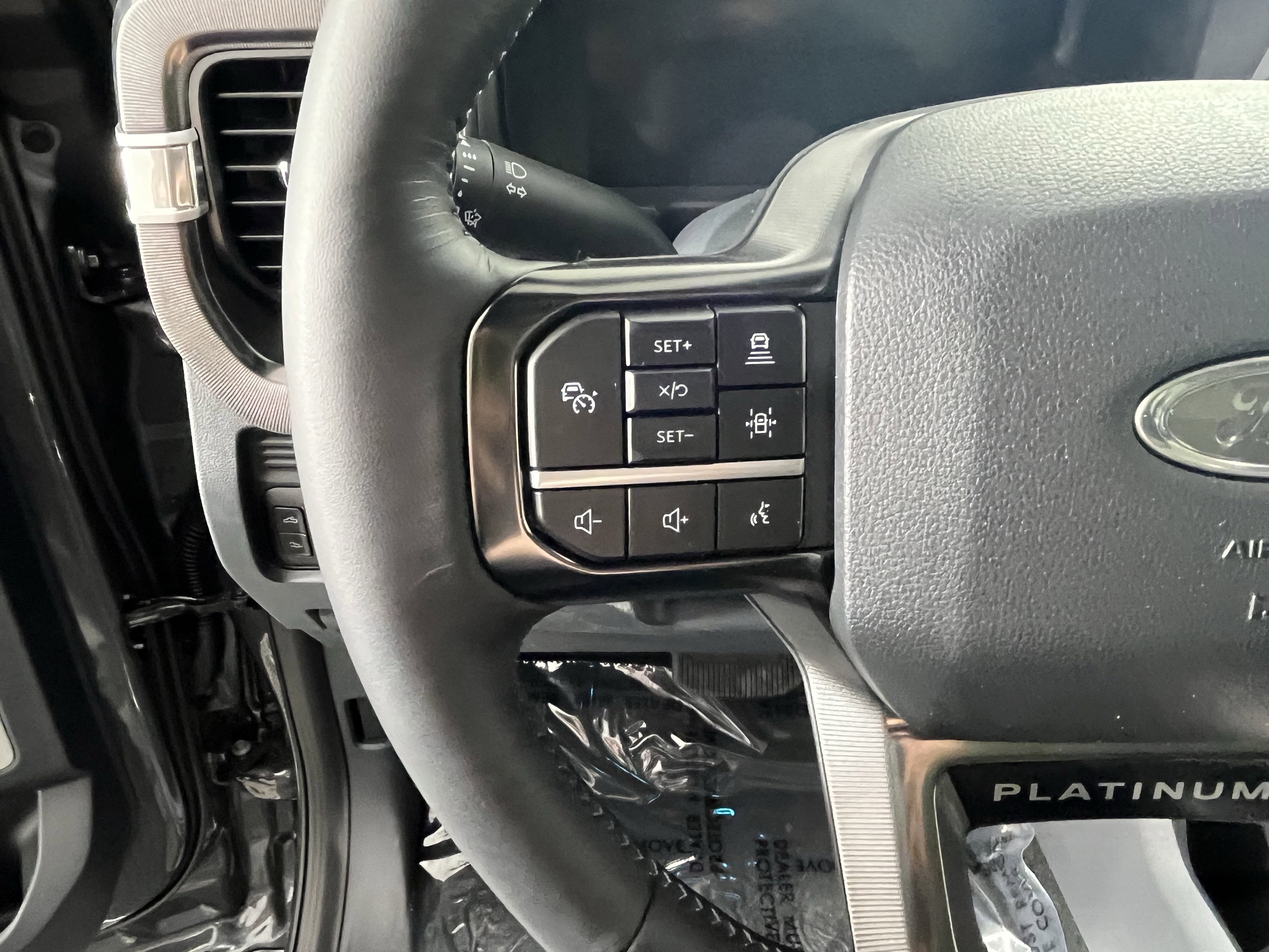2026 Ford Super Duty F-350 SRW PLATINUM 4WD Crew Cab 6.75' Box