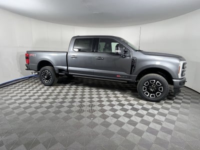 2026 Ford Super Duty F-350 SRW PLATINUM 4WD Crew Cab 6.75' Box