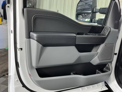 2026 Ford Super Duty F-350 SRW XLT 4WD Crew Cab 6.75' Box
