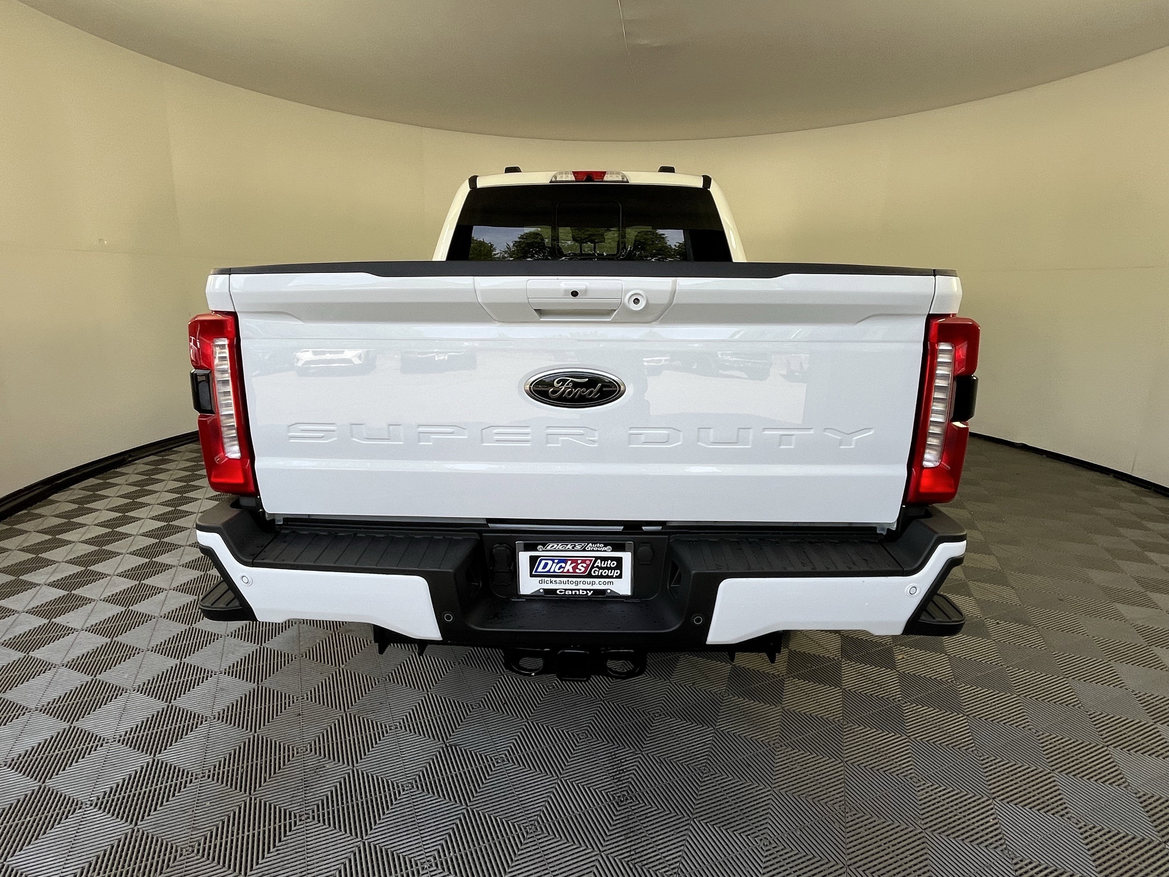 2026 Ford Super Duty F-350 SRW XLT 4WD Crew Cab 6.75' Box