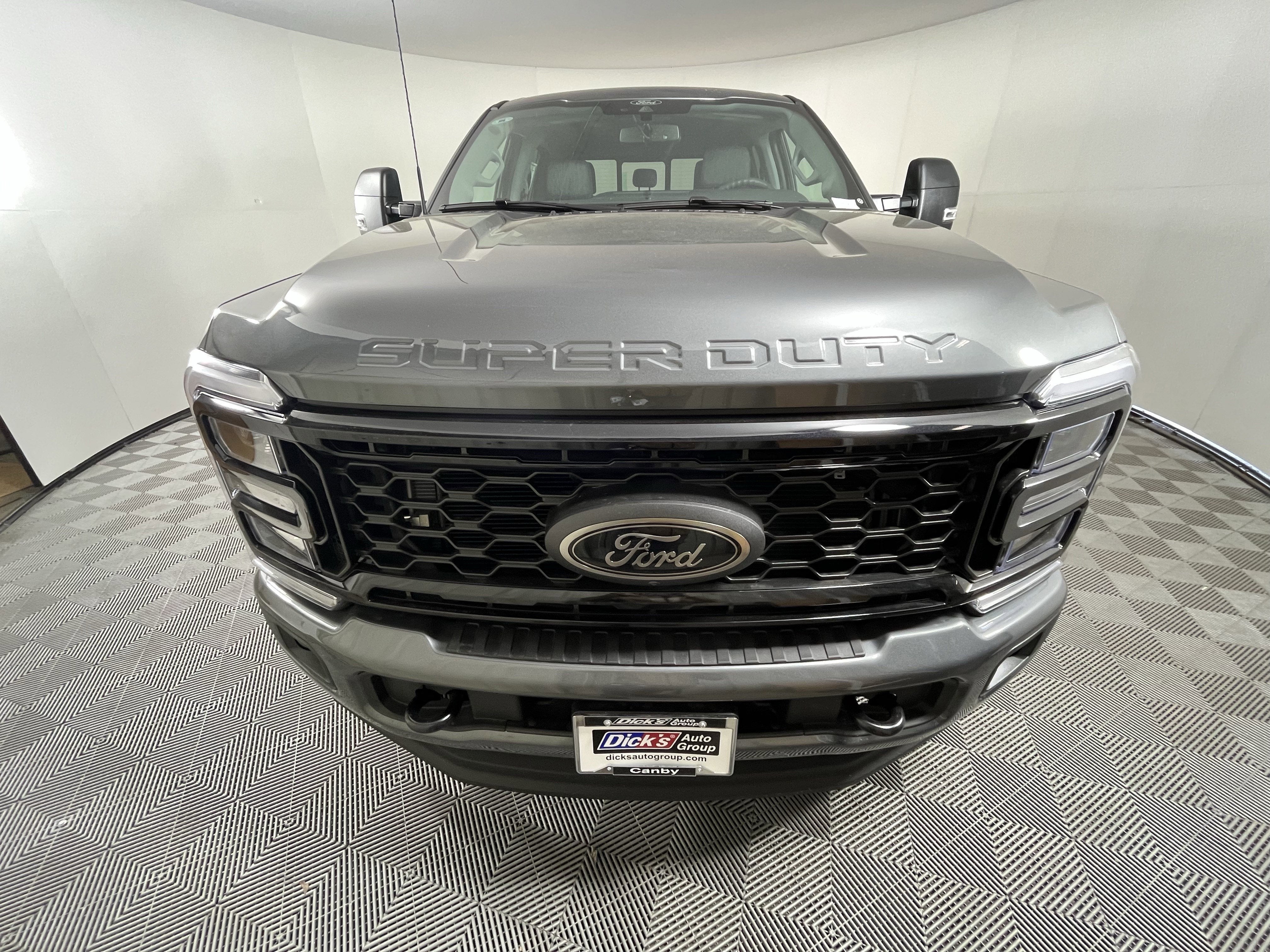 2026 Ford Super Duty F-350 SRW XLT 4WD Crew Cab 6.75' Box