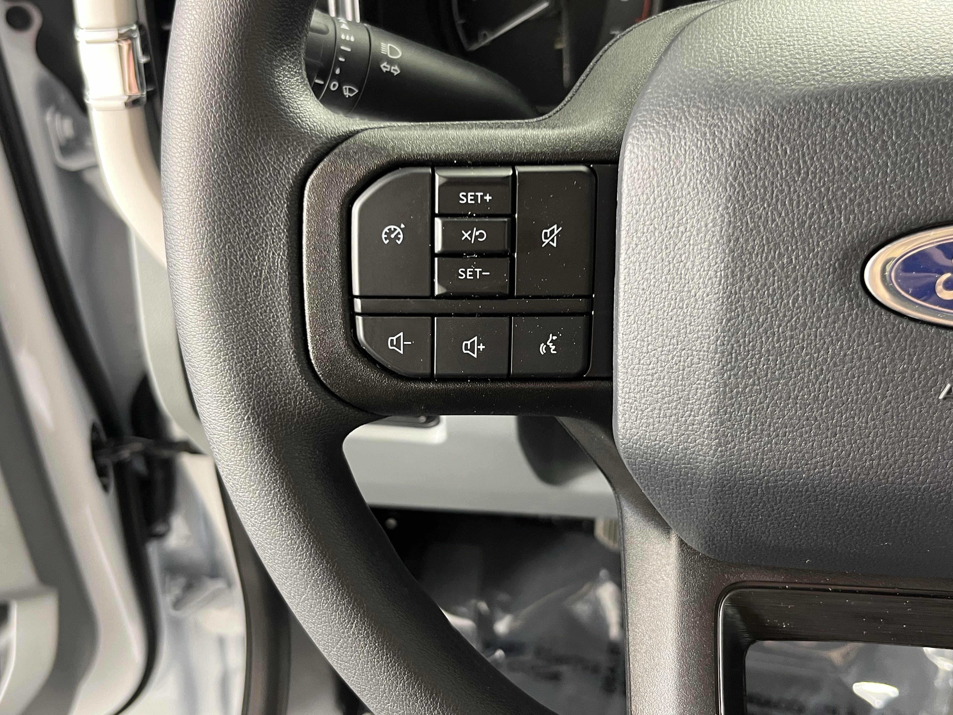 2026 Ford Super Duty F-350 SRW XLT 4WD Crew Cab 8' Box