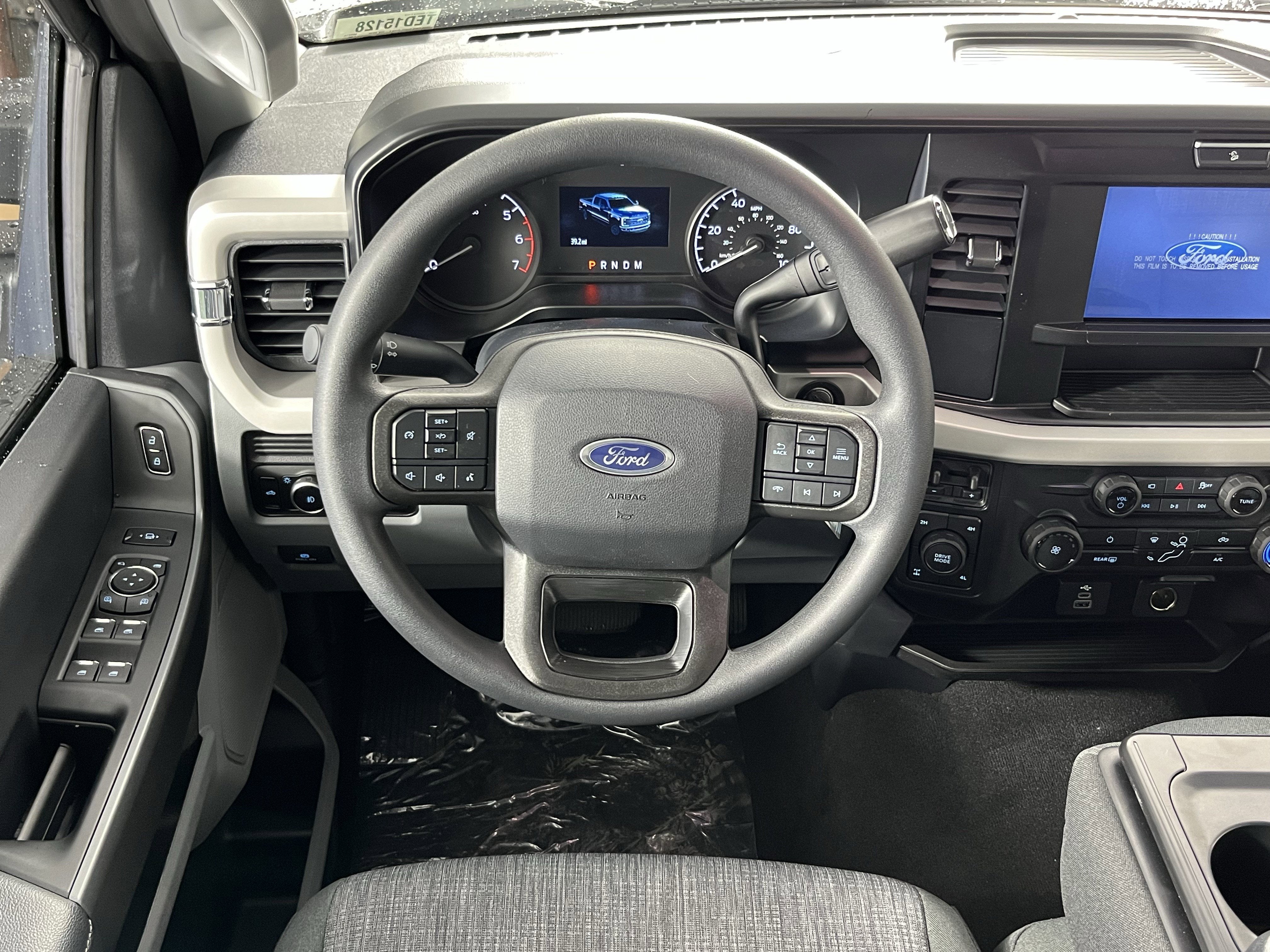 2026 Ford Super Duty F-350 SRW XLT 4WD Crew Cab 6.75' Box