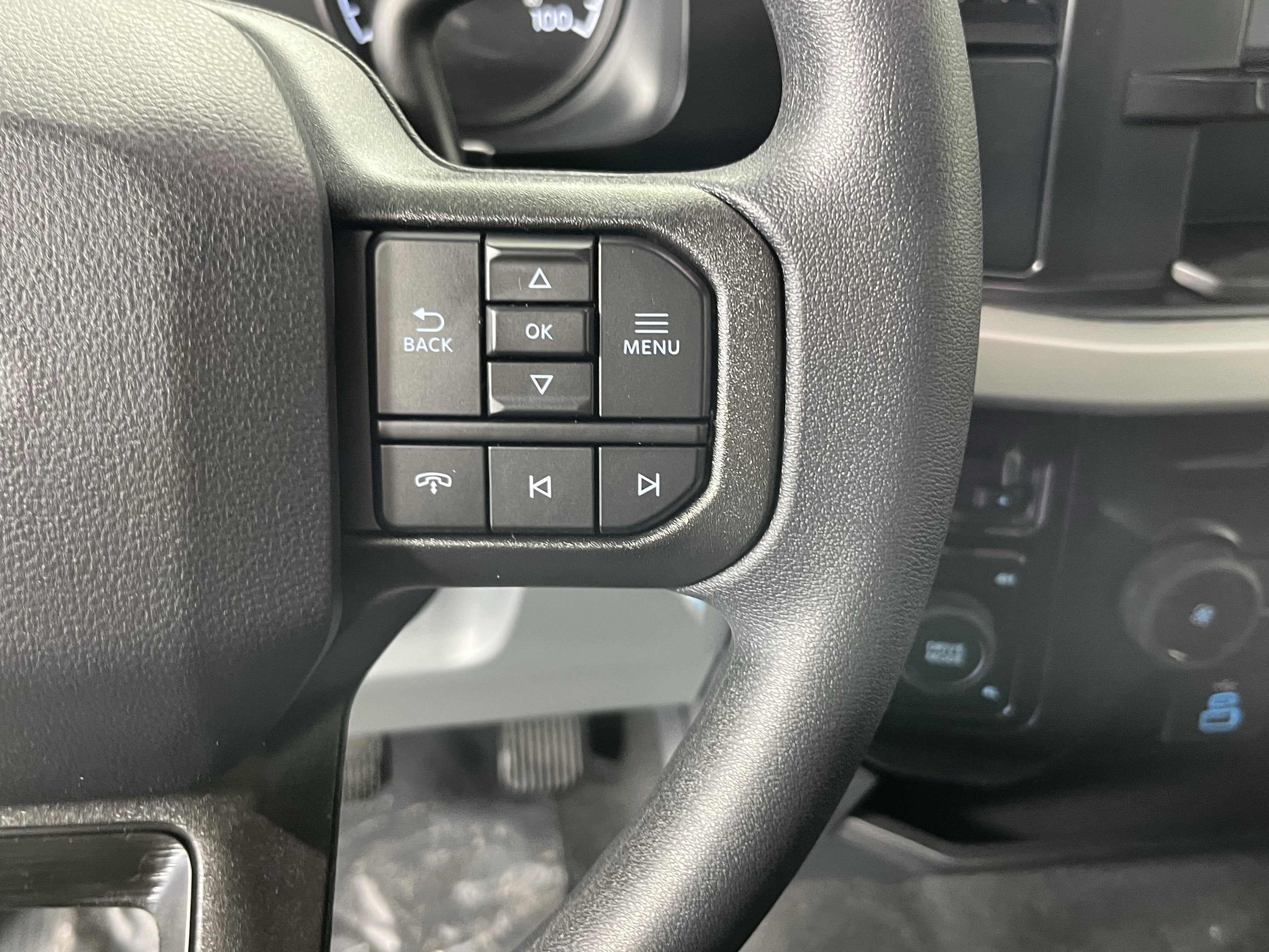 2026 Ford Super Duty F-350 SRW XLT 4WD Crew Cab 6.75' Box