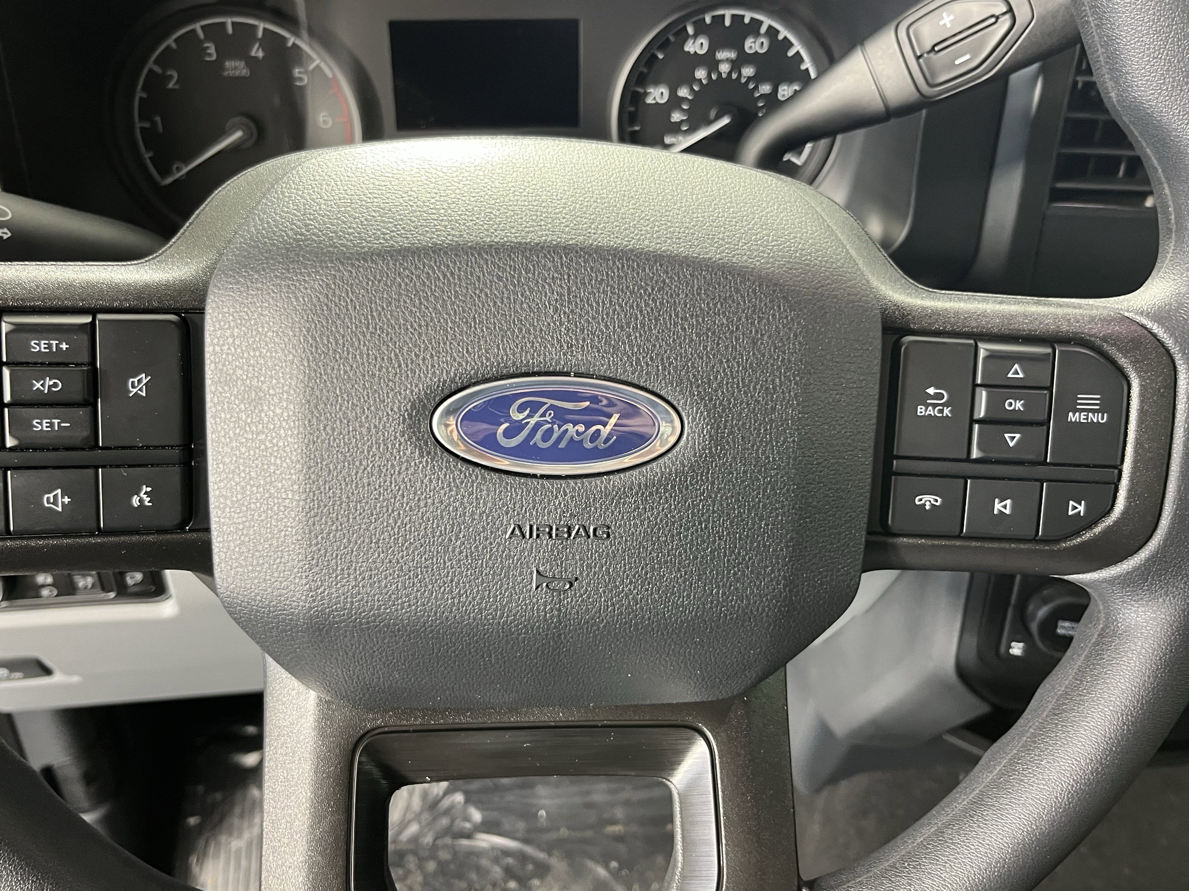 2026 Ford Super Duty F-350 SRW XLT 4WD Crew Cab 6.75' Box