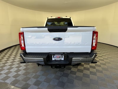 2026 Ford Super Duty F-350 SRW XLT 4WD Crew Cab 6.75' Box