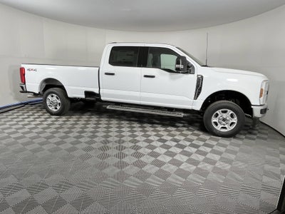 2026 Ford Super Duty F-350 SRW XLT 4WD Crew Cab 6.75' Box