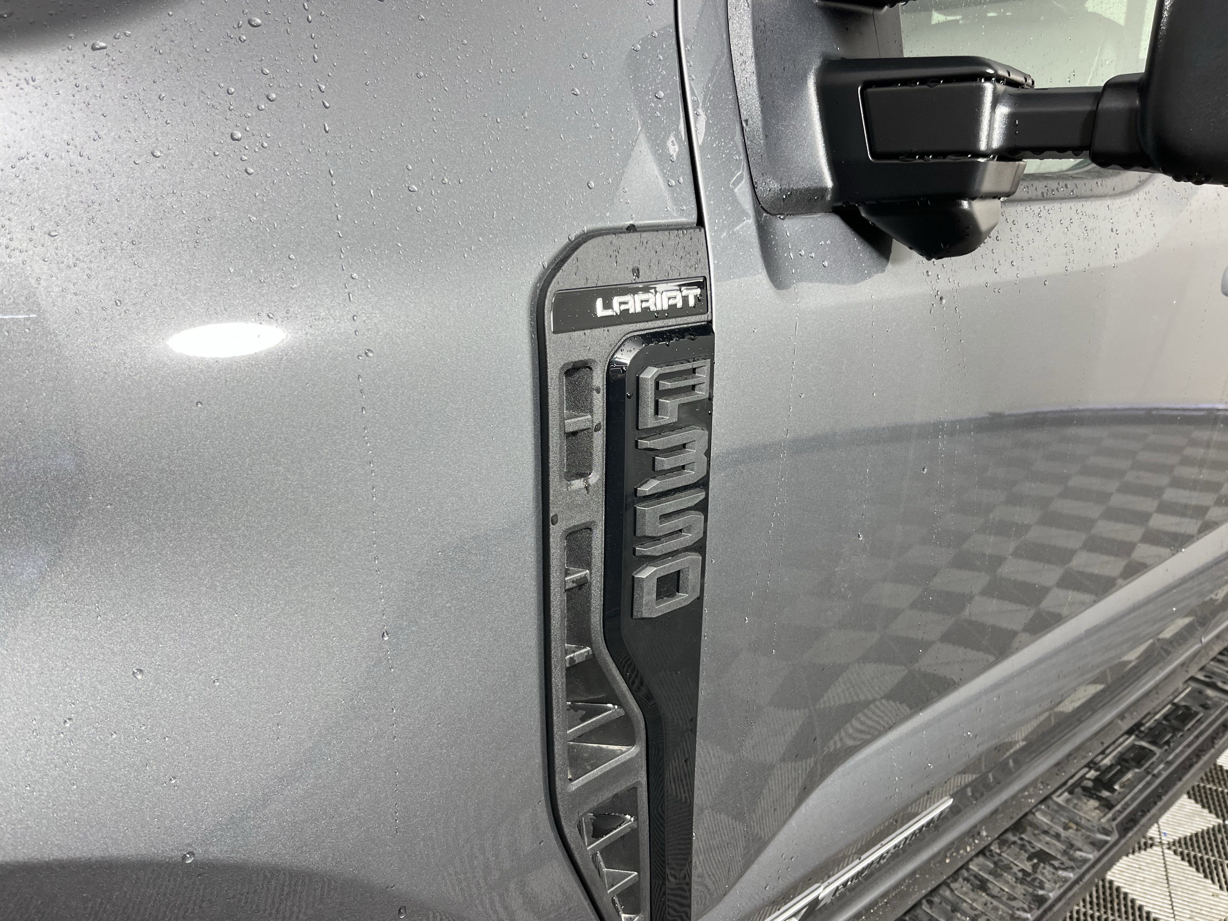 2026 Ford Super Duty F-350 SRW LARIAT 4WD Crew Cab 8' Box