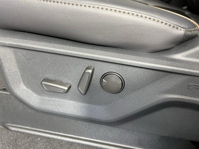 2026 Ford Super Duty F-350 SRW LARIAT 4WD Crew Cab 8' Box