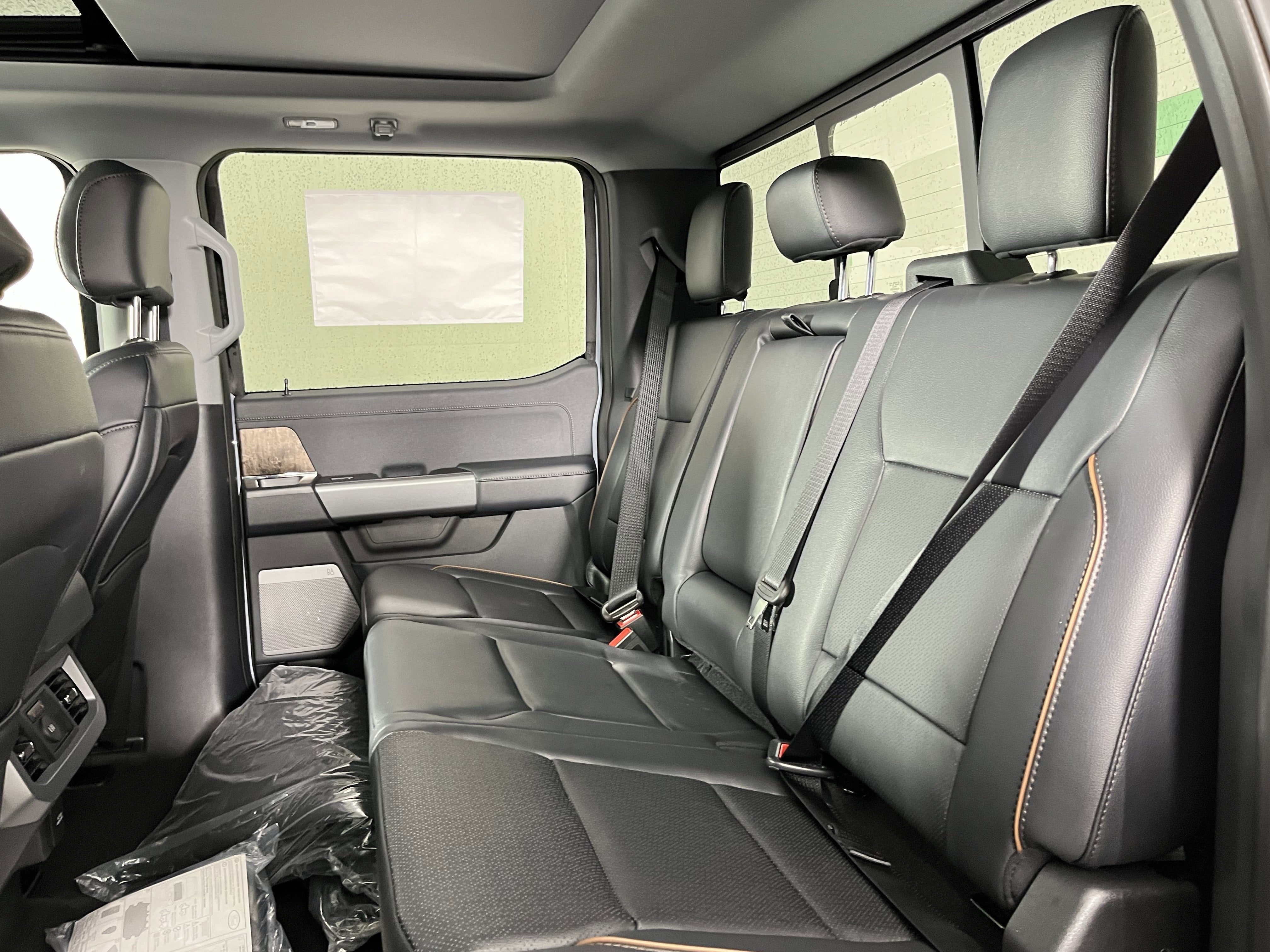 2026 Ford Super Duty F-350 SRW LARIAT 4WD Crew Cab 8' Box