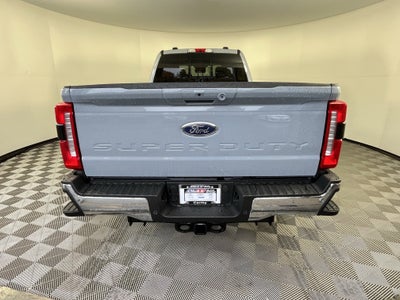 2026 Ford Super Duty F-350 SRW LARIAT 4WD Crew Cab 8' Box