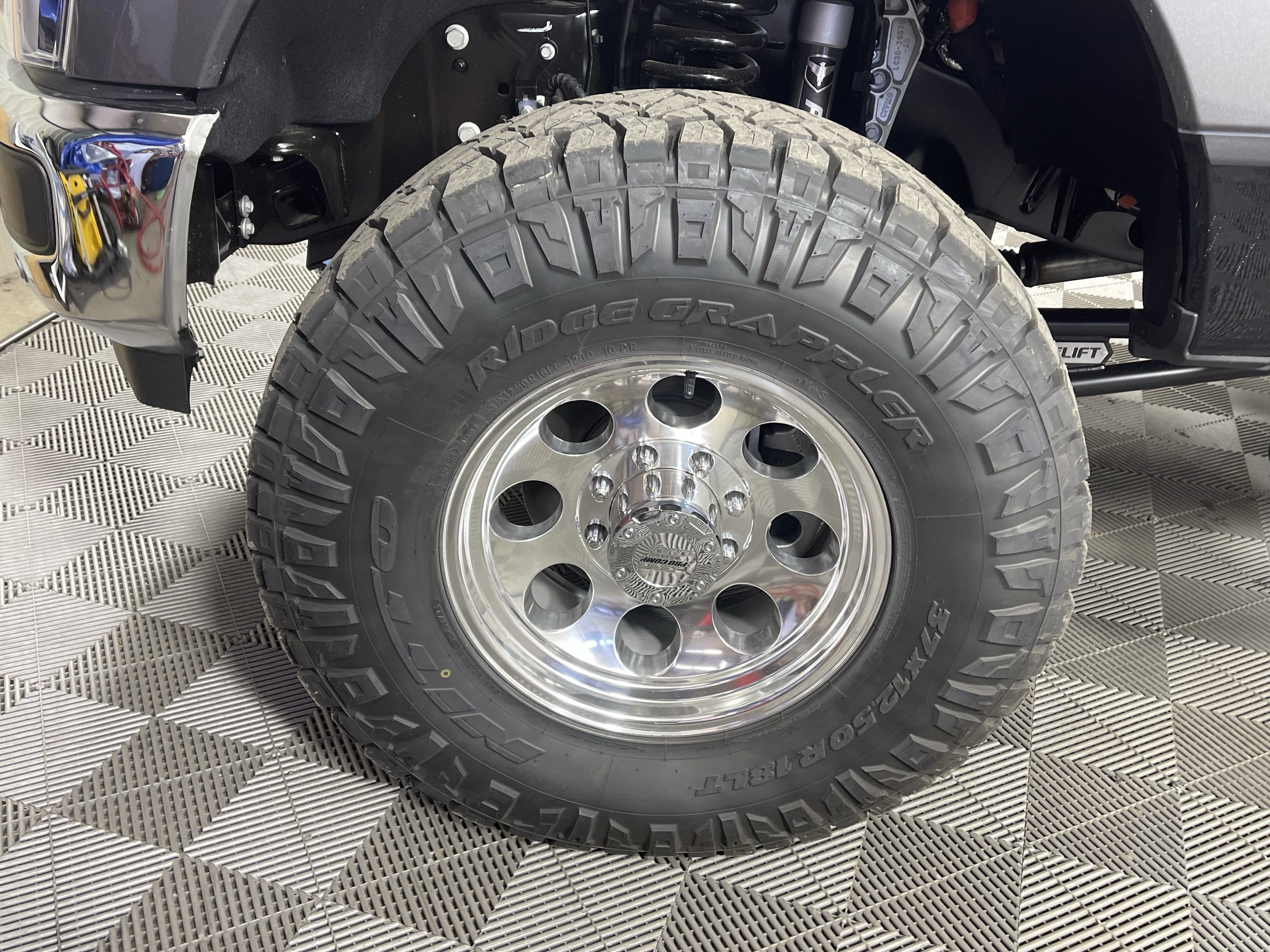 2026 Ford Super Duty F-350 SRW LARIAT 4WD Crew Cab 6.75' Box