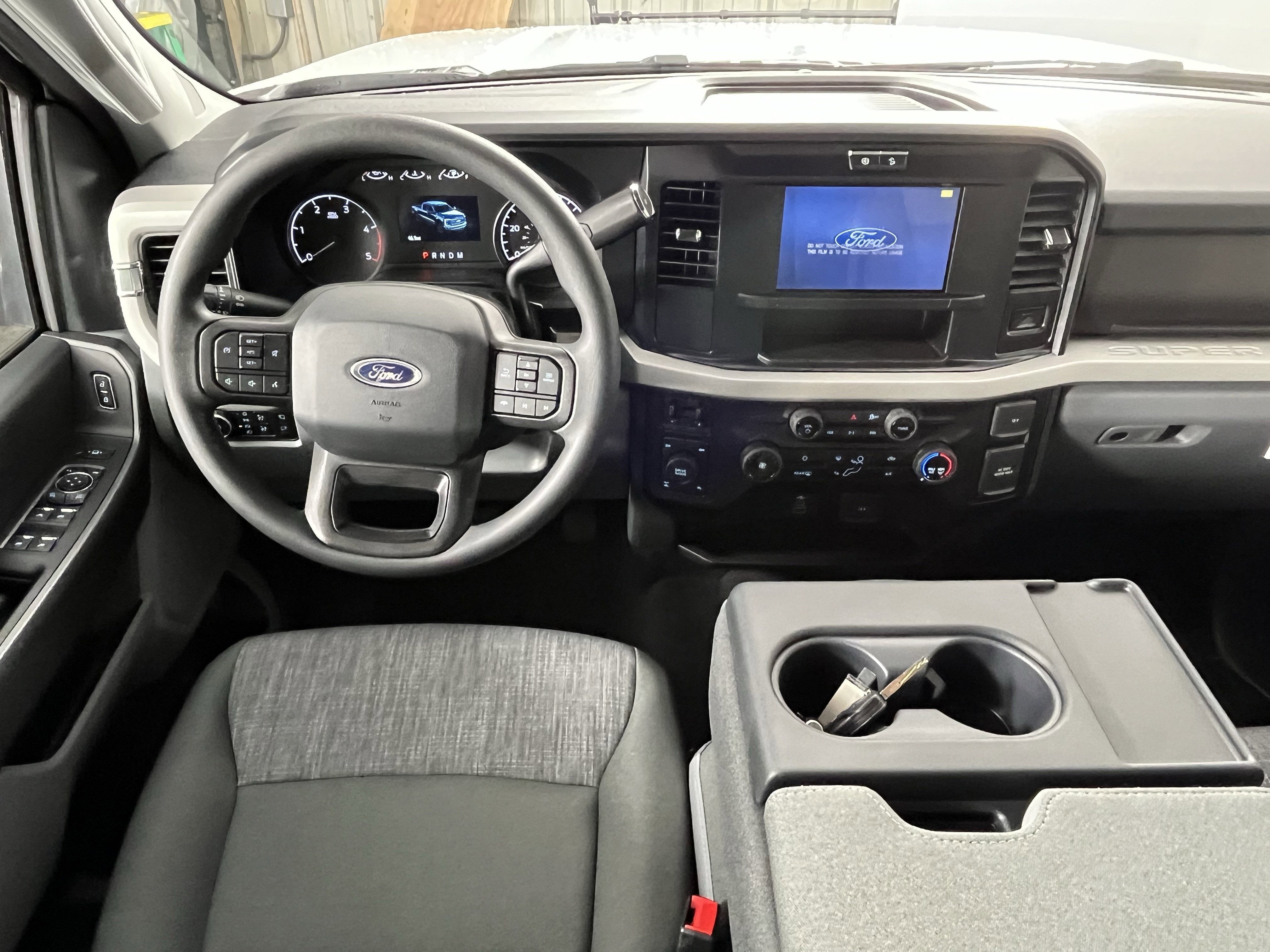 2026 Ford Super Duty F-350 SRW XLT 4WD Crew Cab 8' Box