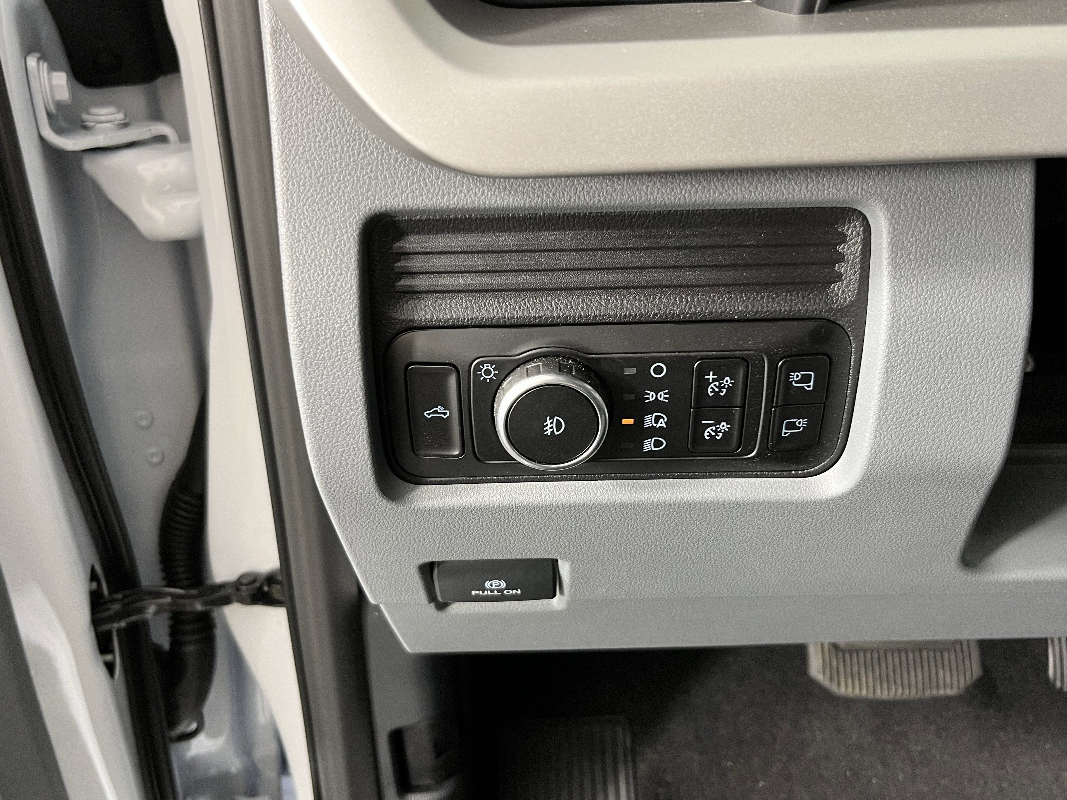 2026 Ford Super Duty F-350 SRW XLT 4WD Crew Cab 8' Box