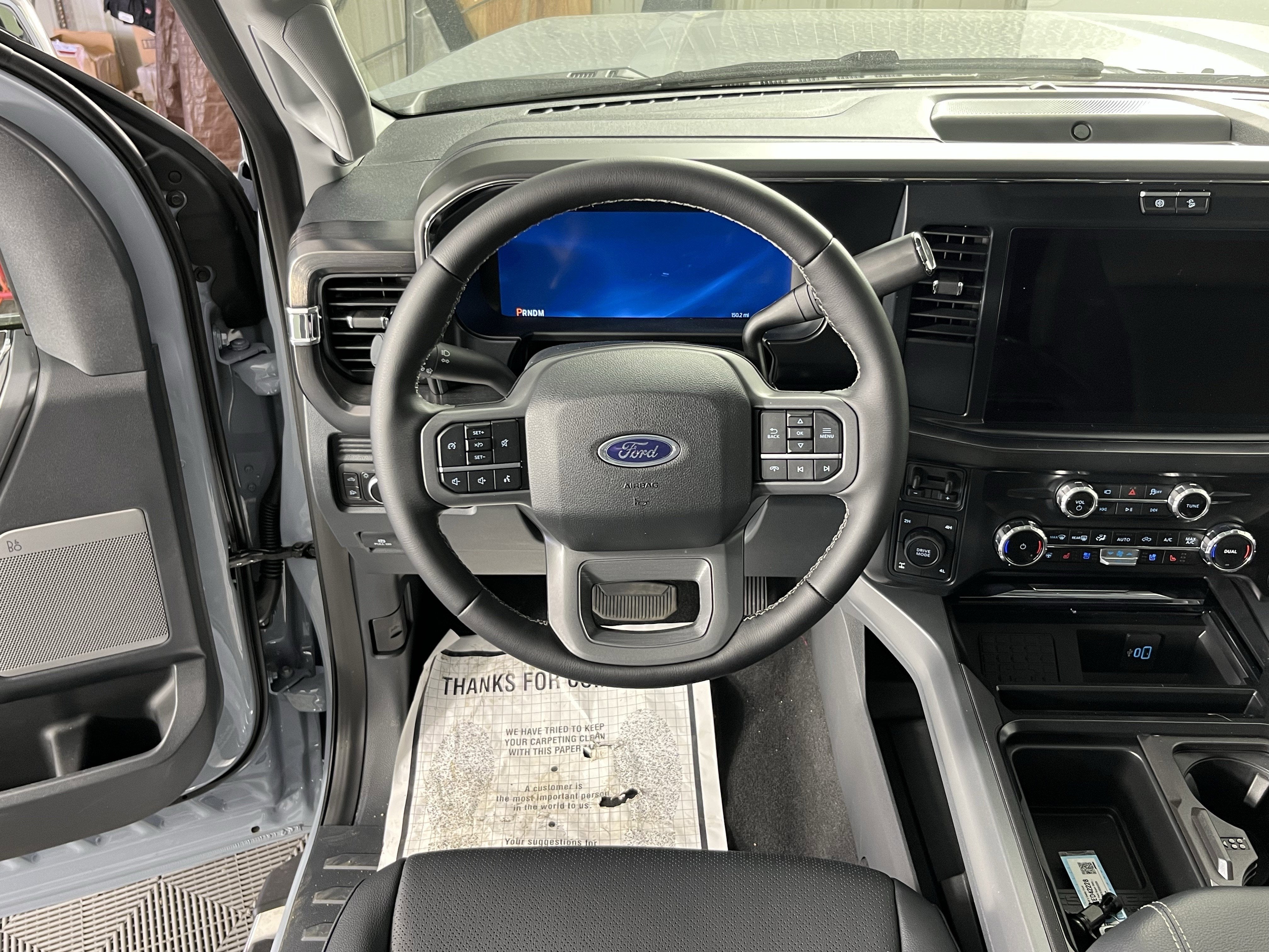 2026 Ford Super Duty F-350 SRW LARIAT 4WD Crew Cab 6.75' Box