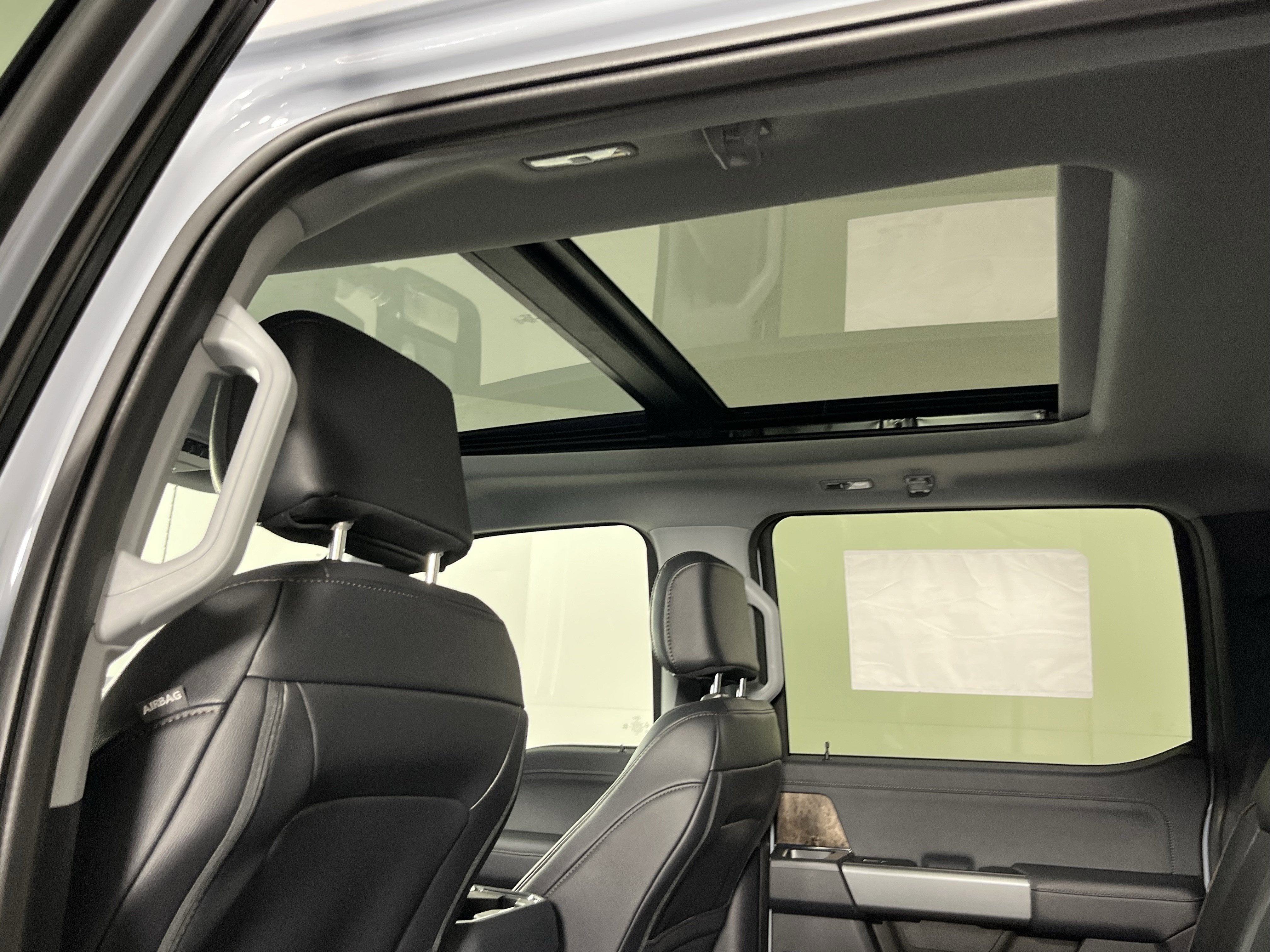 2026 Ford Super Duty F-350 SRW LARIAT 4WD Crew Cab 6.75' Box