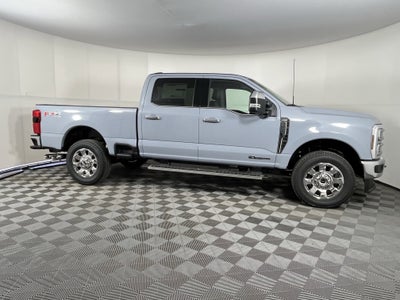 2026 Ford Super Duty F-350 SRW LARIAT 4WD Crew Cab 6.75' Box