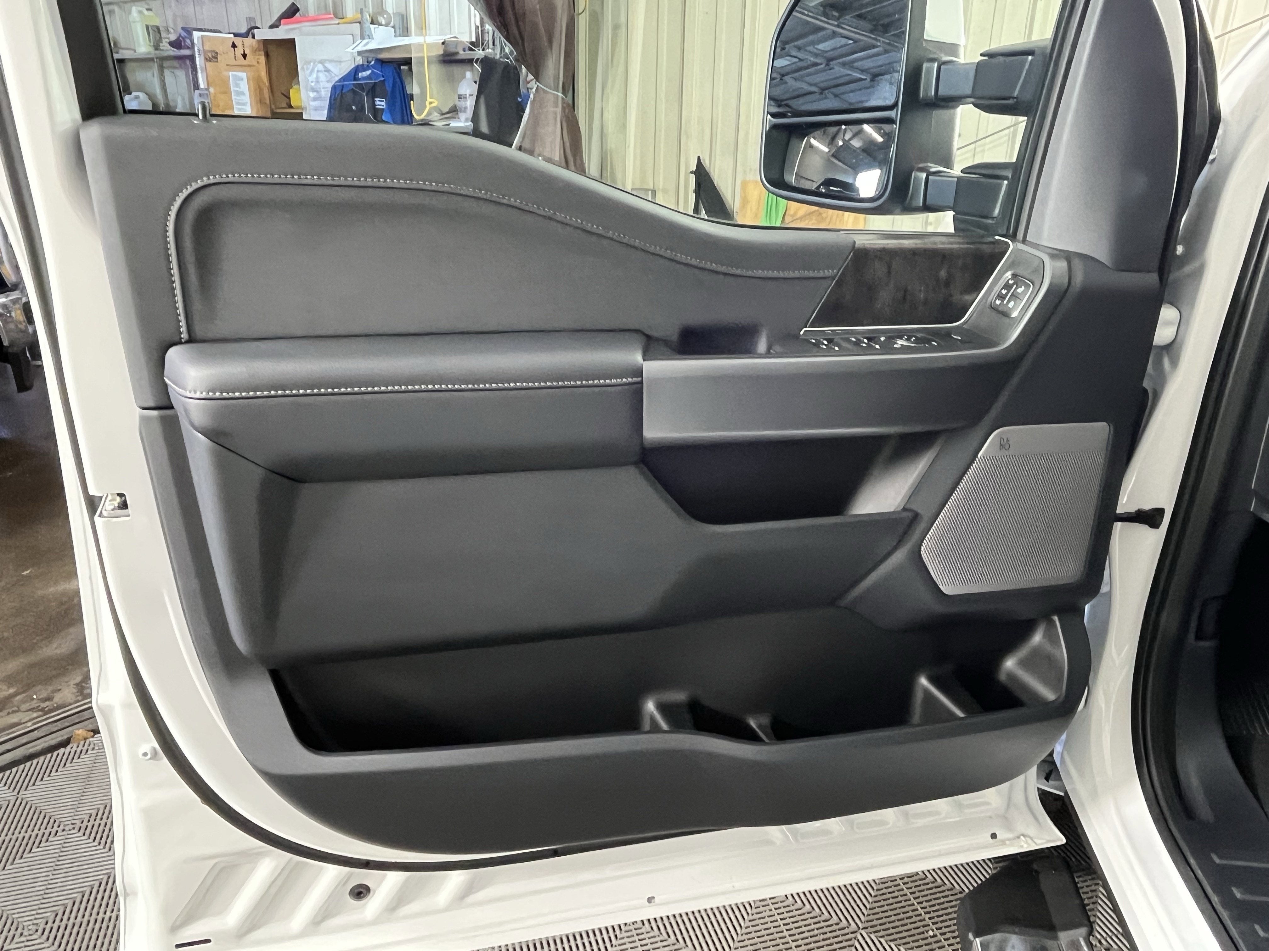 2026 Ford Super Duty F-350 SRW LARIAT 4WD Crew Cab 6.75' Box