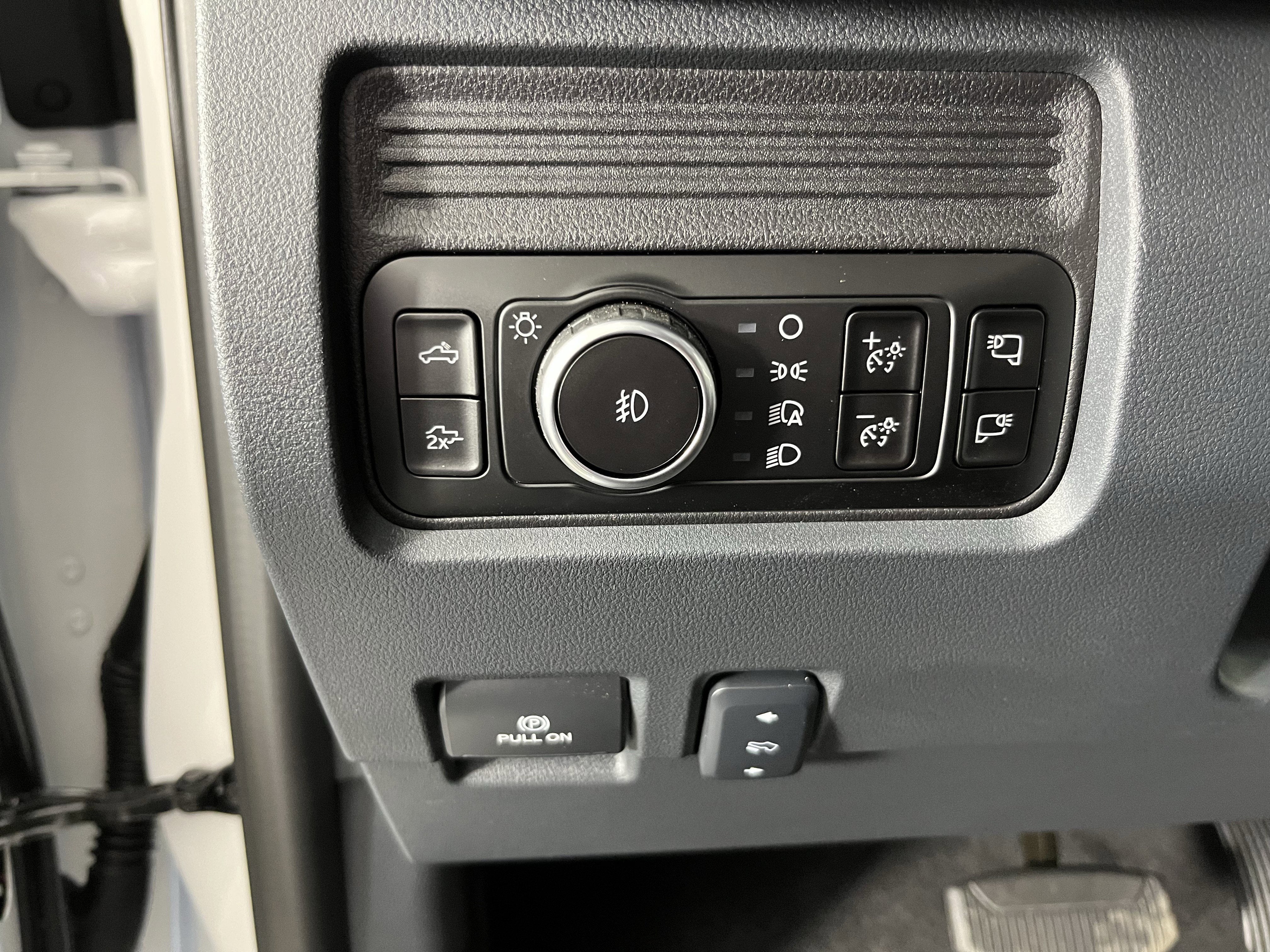 2026 Ford Super Duty F-350 SRW LARIAT 4WD Crew Cab 6.75' Box