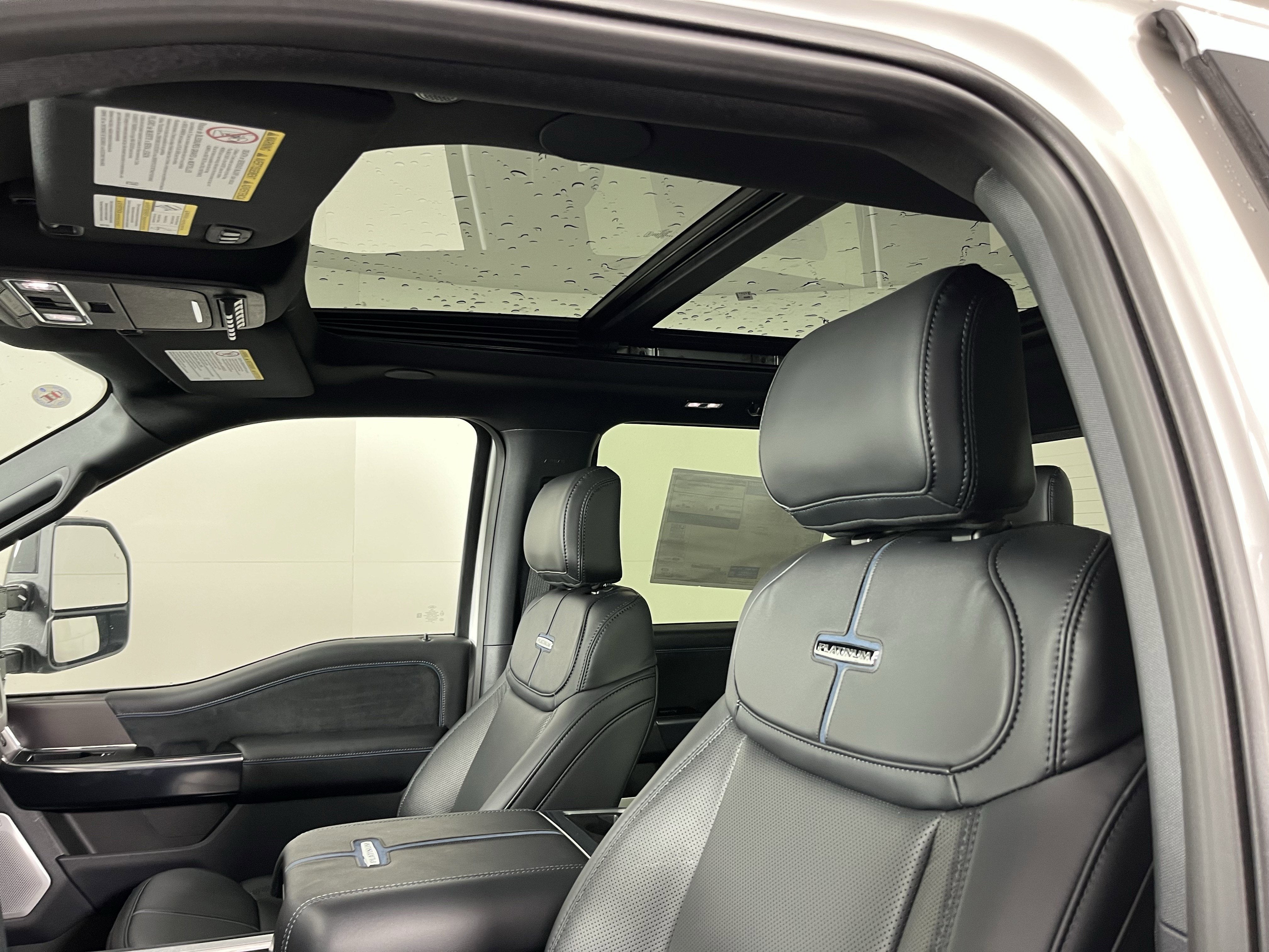 2026 Ford Super Duty F-350 SRW PLATINUM 4WD Crew Cab 6.75' Box