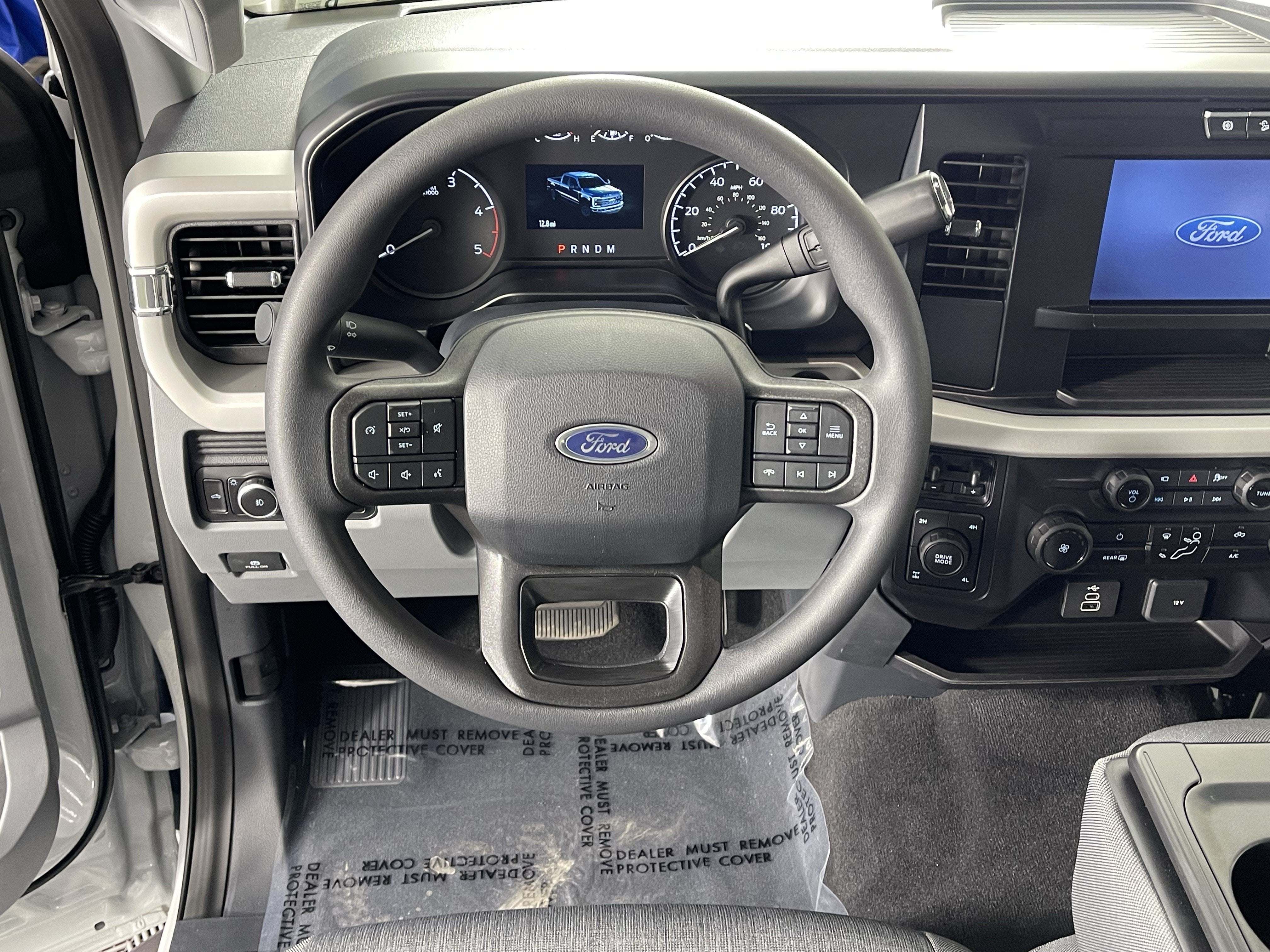 2026 Ford Super Duty F-350 SRW XL 4WD Crew Cab 6.75' Box