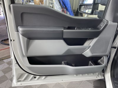 2026 Ford Super Duty F-350 SRW XL 4WD Crew Cab 6.75' Box