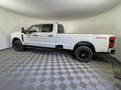 2026 Ford Super Duty F-350 SRW XL 4WD Crew Cab 6.75' Box