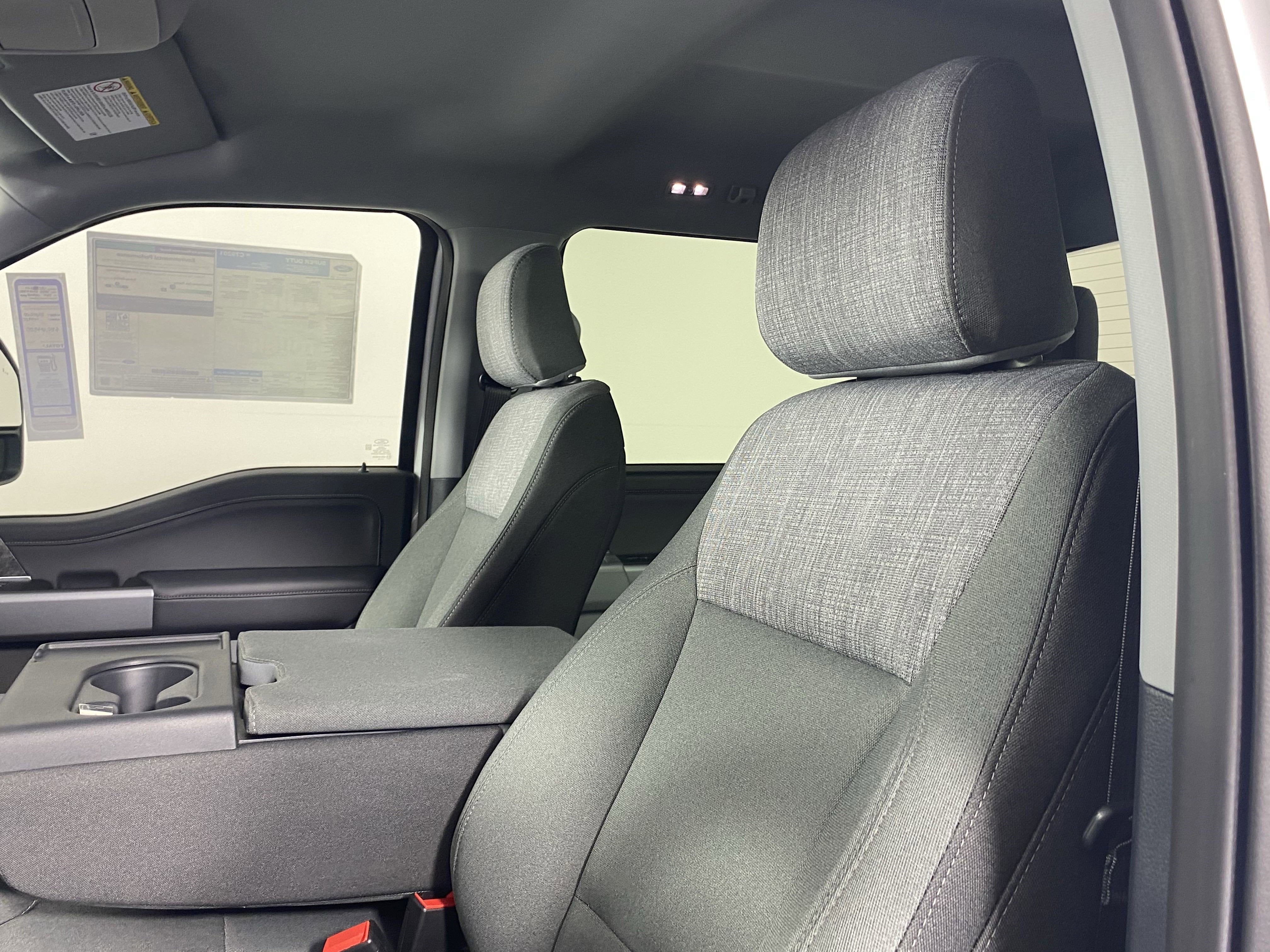 2025 Ford Super Duty F-350 SRW XL 4WD Crew Cab 6.75' Box