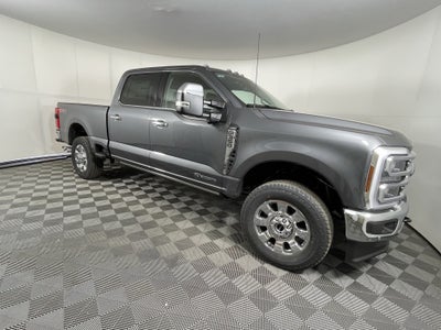 2026 Ford Super Duty F-350 SRW LARIAT 4WD Crew Cab 6.75' Box