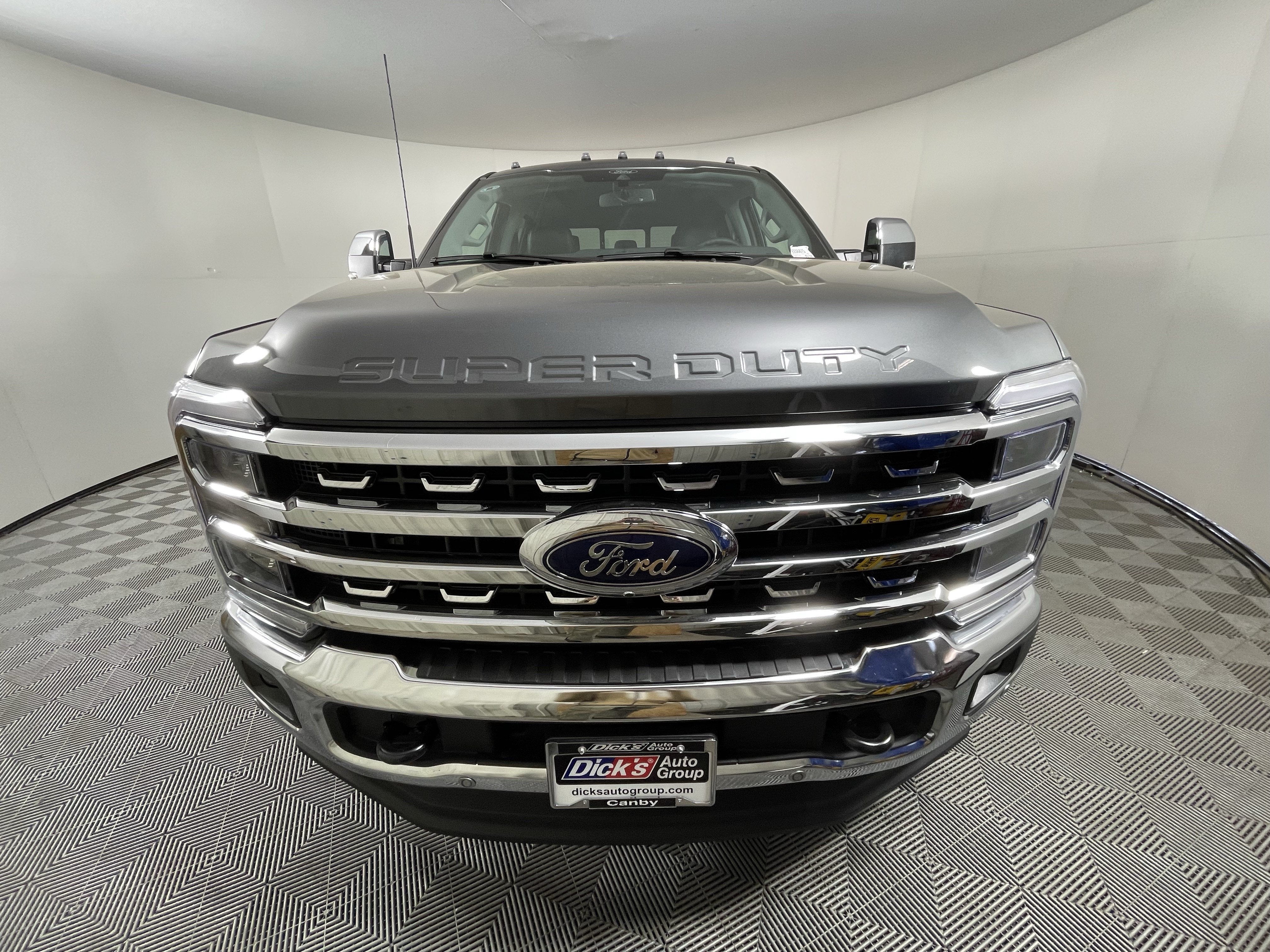 2026 Ford Super Duty F-350 SRW LARIAT 4WD Crew Cab 6.75' Box