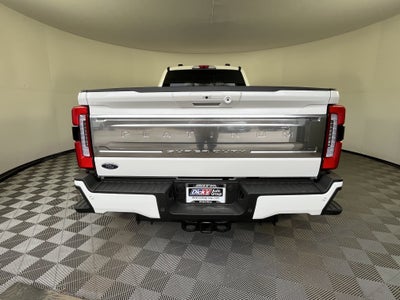 2026 Ford Super Duty F-350 DRW PLATINUM 4WD Crew Cab 8' Box