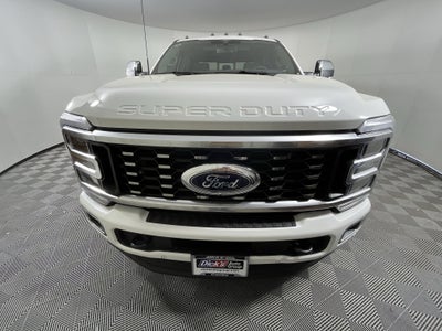 2026 Ford Super Duty F-350 DRW PLATINUM 4WD Crew Cab 8' Box