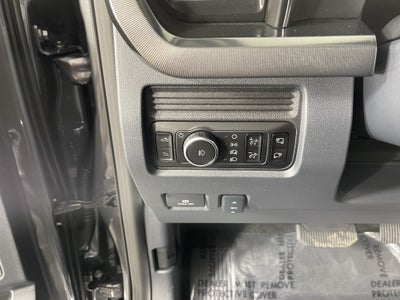 2026 Ford Super Duty F-350 DRW Platinum 4WD Crew Cab 8' Box
