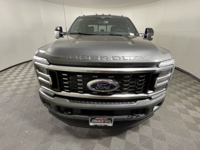 2026 Ford Super Duty F-350 DRW Platinum 4WD Crew Cab 8' Box