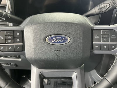 2026 Ford Super Duty F-350 DRW LARIAT 4WD Crew Cab 8' Box