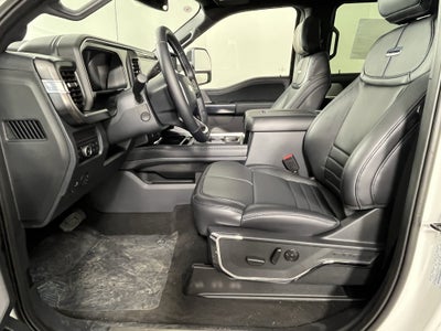 2026 Ford Super Duty F-450 DRW PLATINUM 4WD Crew Cab 8' Box