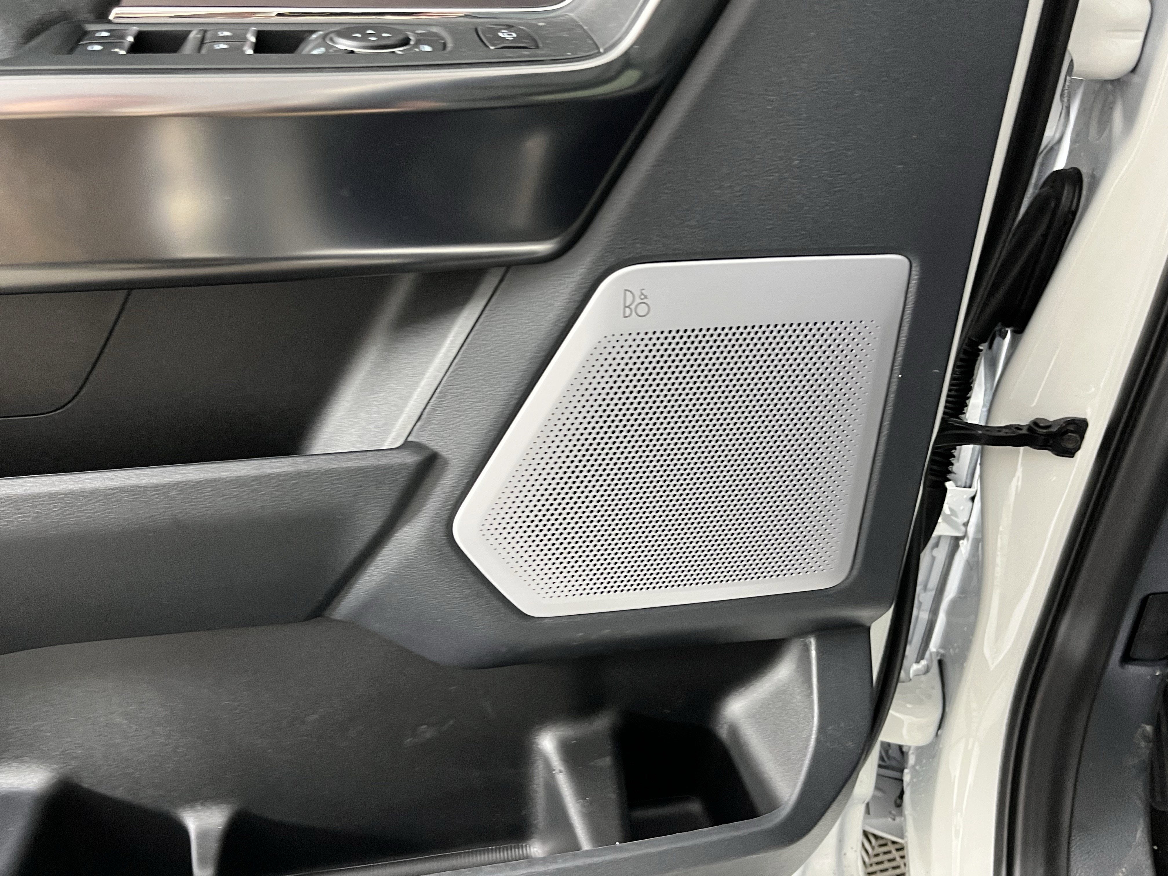 2026 Ford Super Duty F-450 DRW PLATINUM 4WD Crew Cab 8' Box