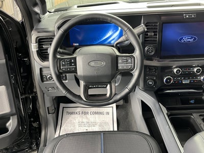 2026 Ford Super Duty F-450 DRW PLATINUM 4WD Crew Cab 8' Box